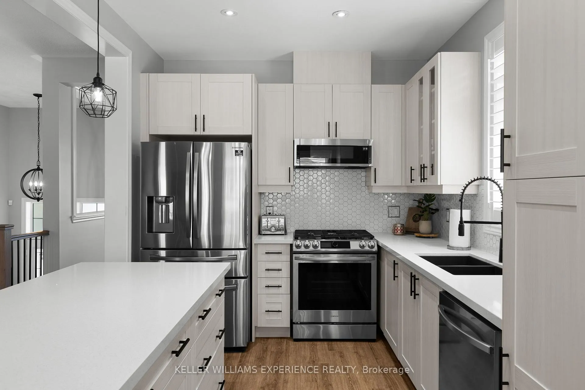 Photo 7 of 222 Lia Drive, Clearview, Stayner — HOMEH