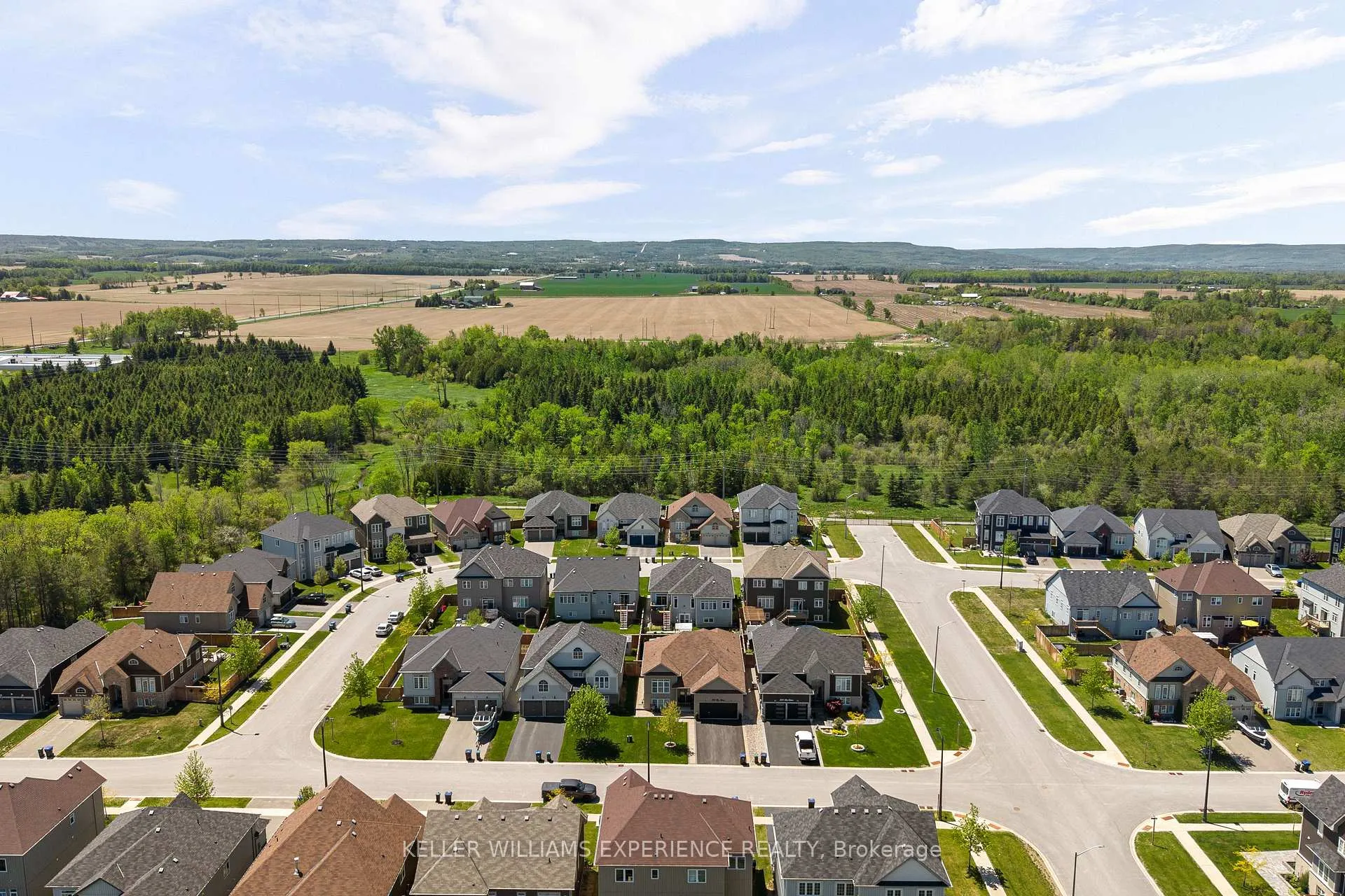 Photo 30 of 222 Lia Drive, Clearview, Stayner — HOMEH