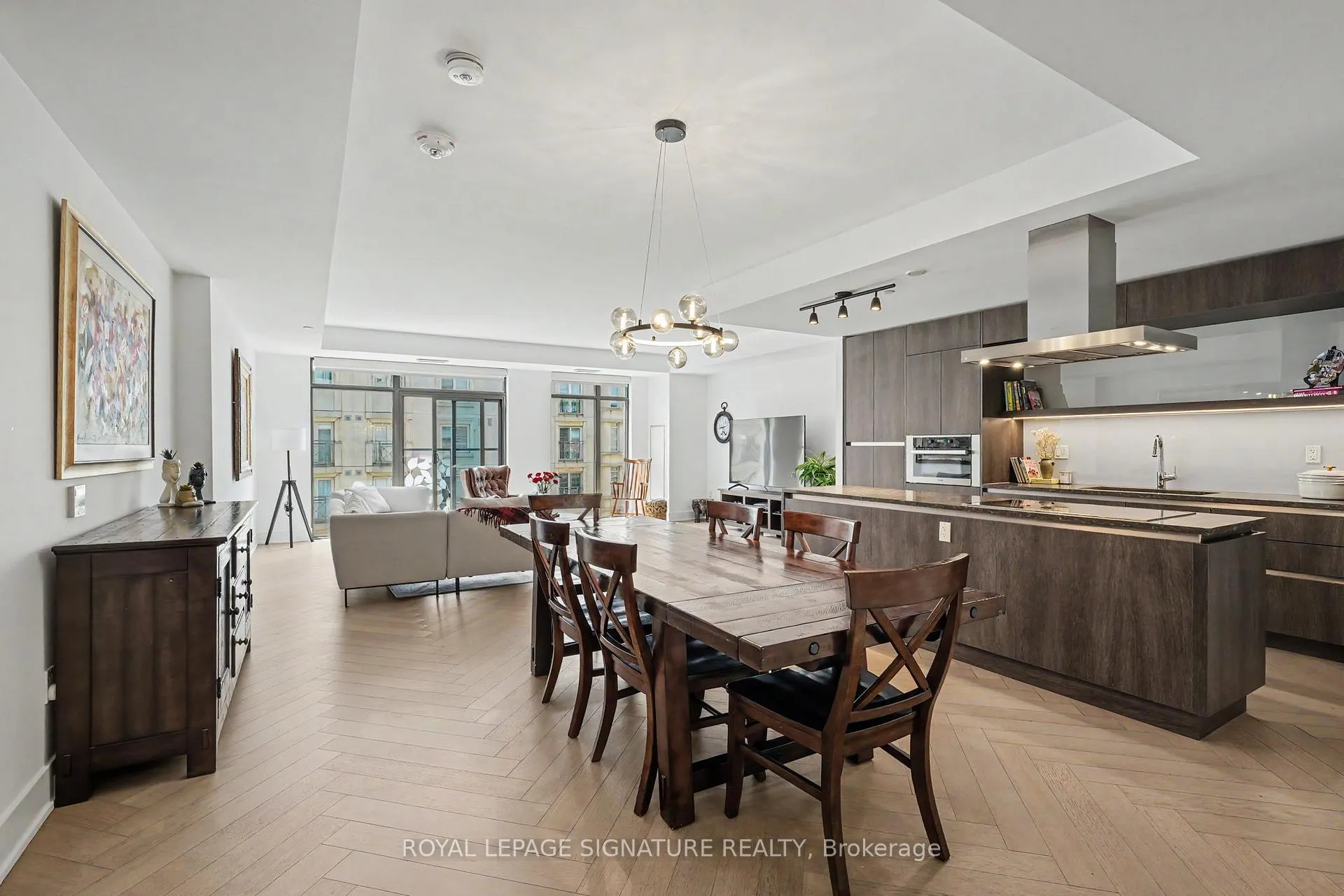 Photo 5 of Unit 512, 6 Jackes Avenue, Toronto, Rosedale-Moore Park — HOMEH