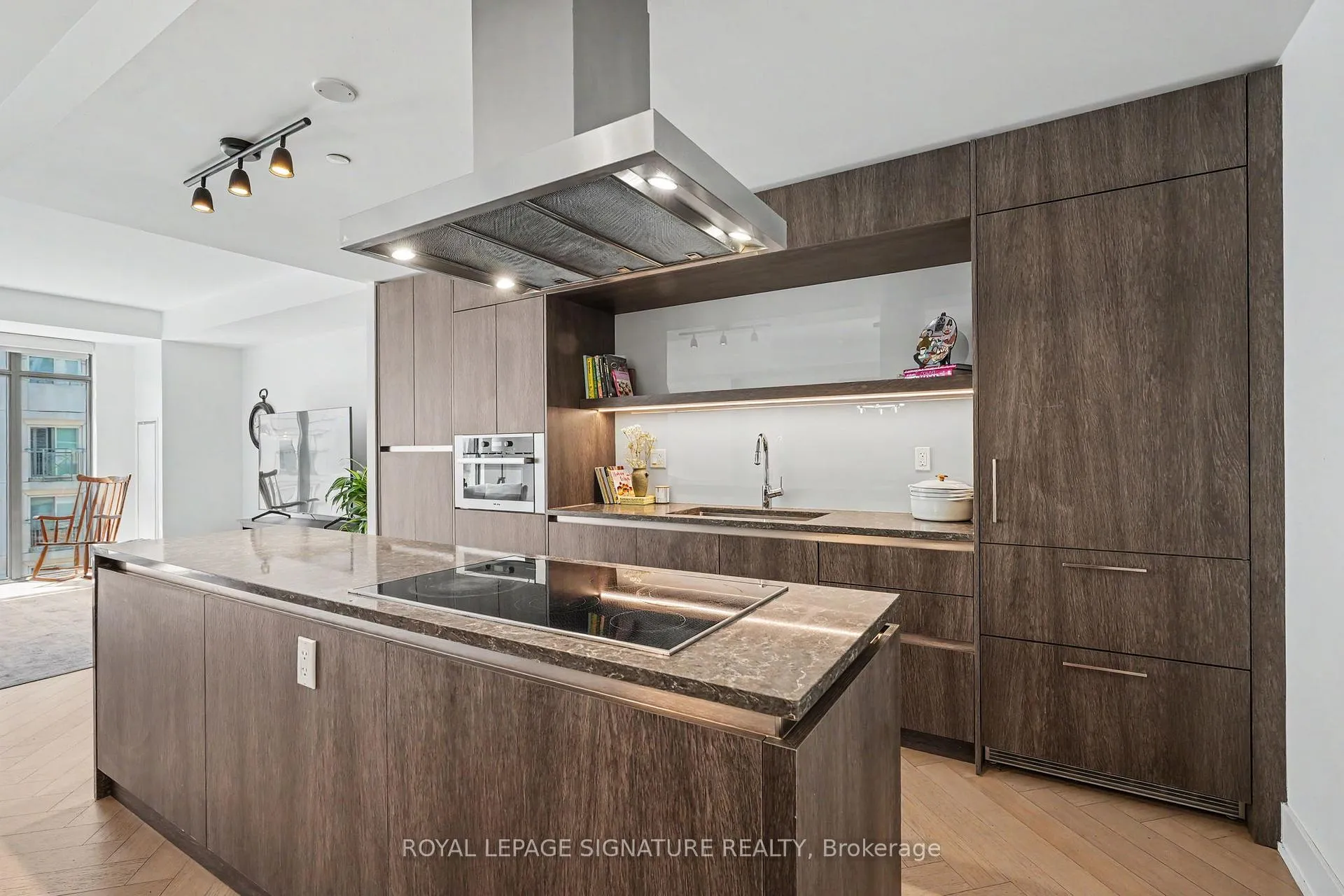 Photo 8 of Unit 512, 6 Jackes Avenue, Toronto, Rosedale-Moore Park — HOMEH