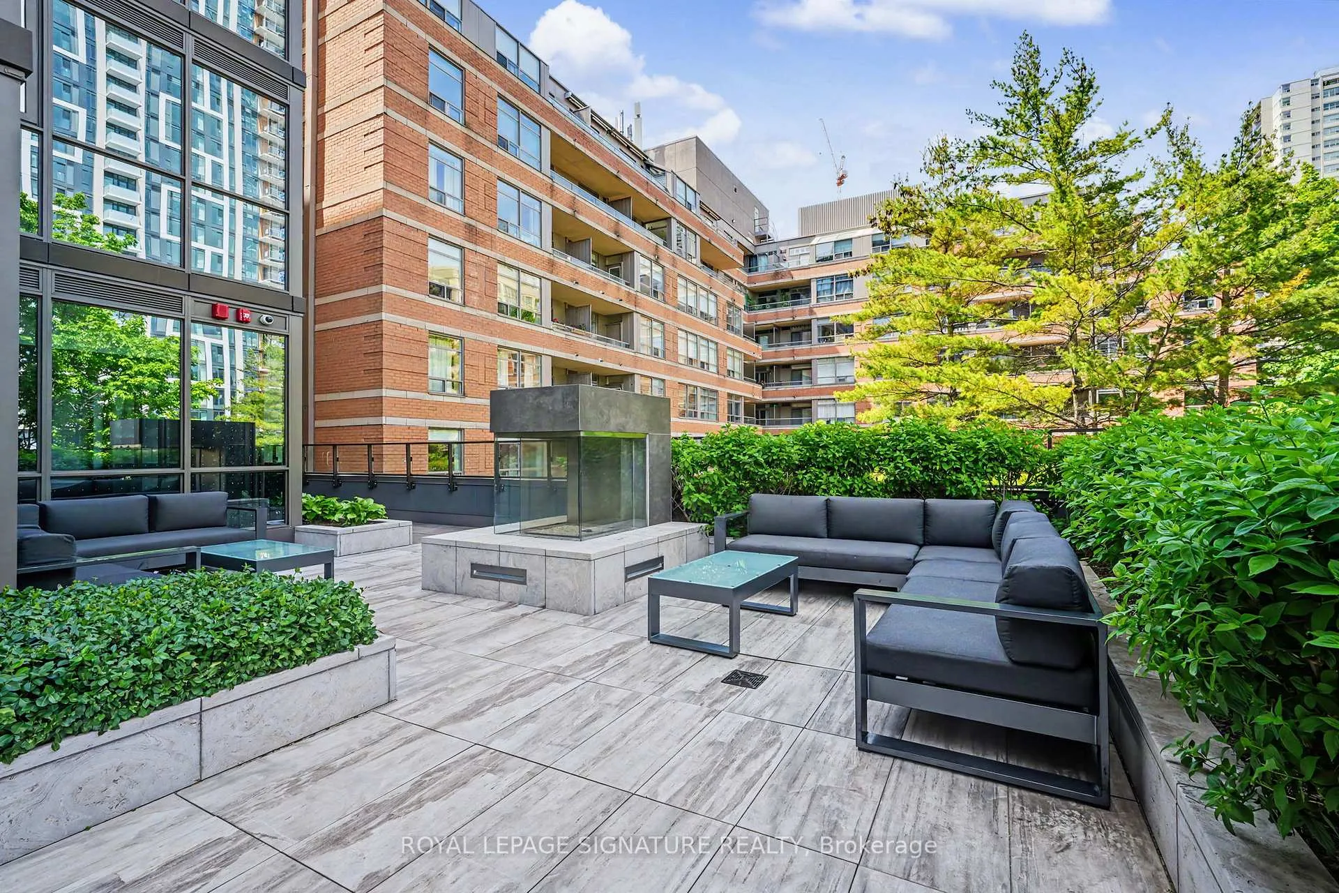 Photo 28 of Unit 512, 6 Jackes Avenue, Toronto, Rosedale-Moore Park — HOMEH