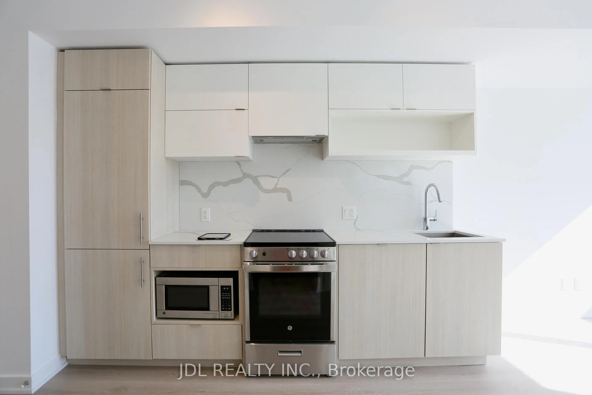 Photo 3 of Unit 1808, 100 Queen Street E, Toronto, Church-Yonge Corridor — HOMEH