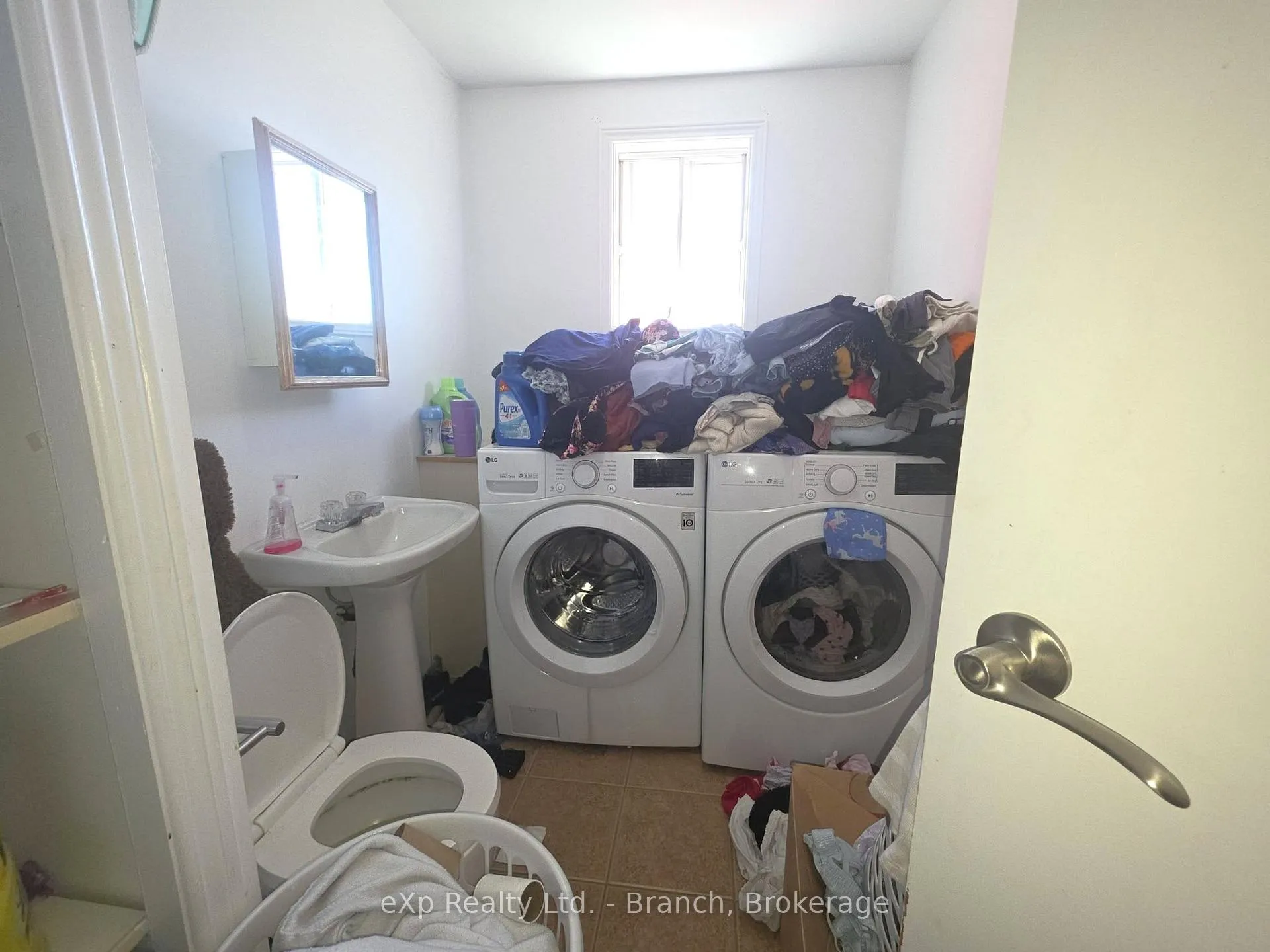 Photo 8 of 31 Woods Street, Kirkland Lake, KL & Area — HOMEH