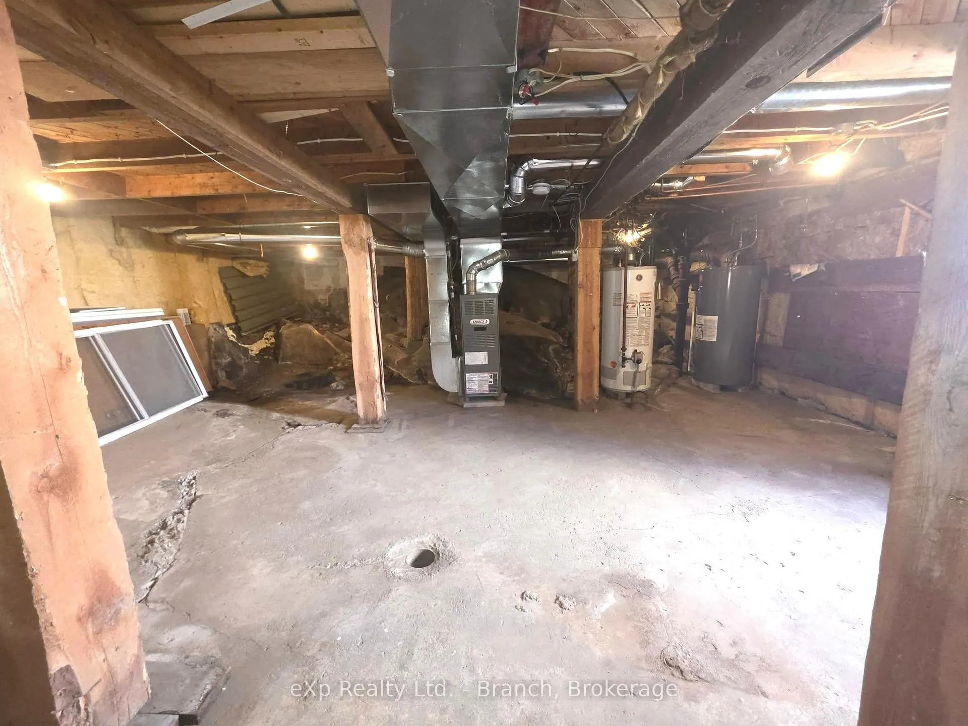 Photo 18 of 31 Woods Street, Kirkland Lake, KL & Area — HOMEH