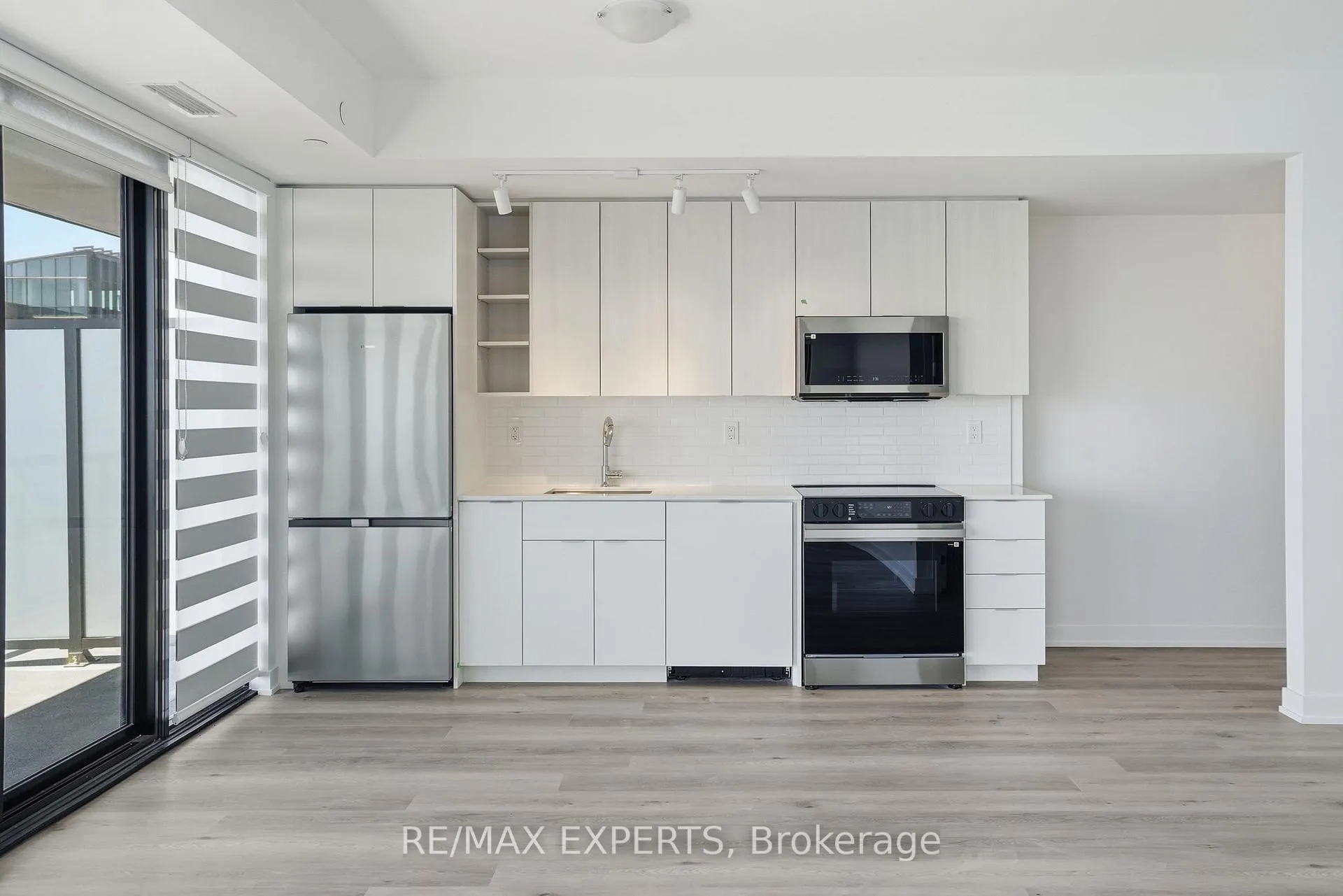 Photo 11 of Unit 2104, 2075 Lakeshore Road, Burlington, Brant — HOMEH
