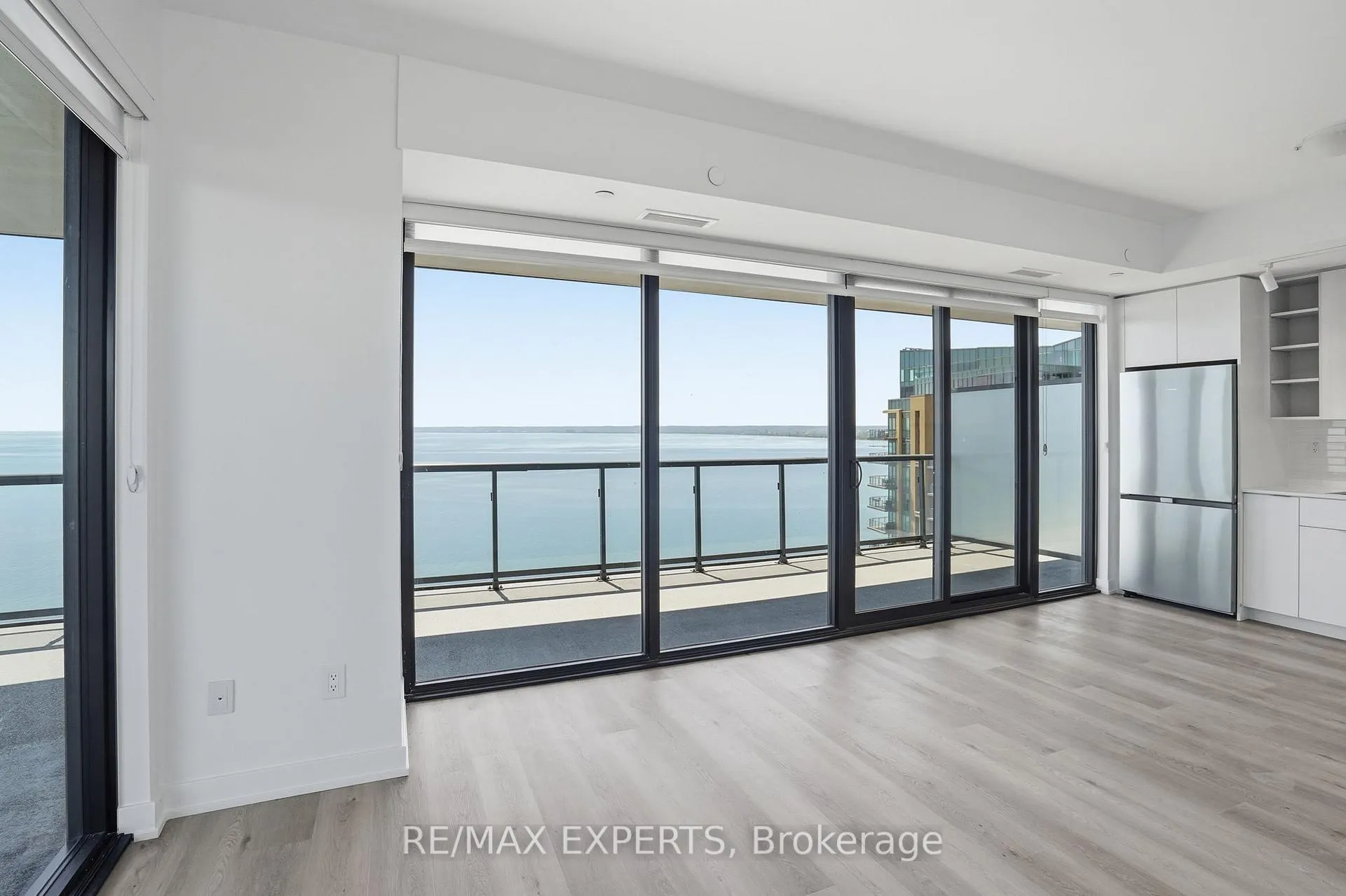 Photo 20 of Unit 2104, 2075 Lakeshore Road, Burlington, Brant — HOMEH