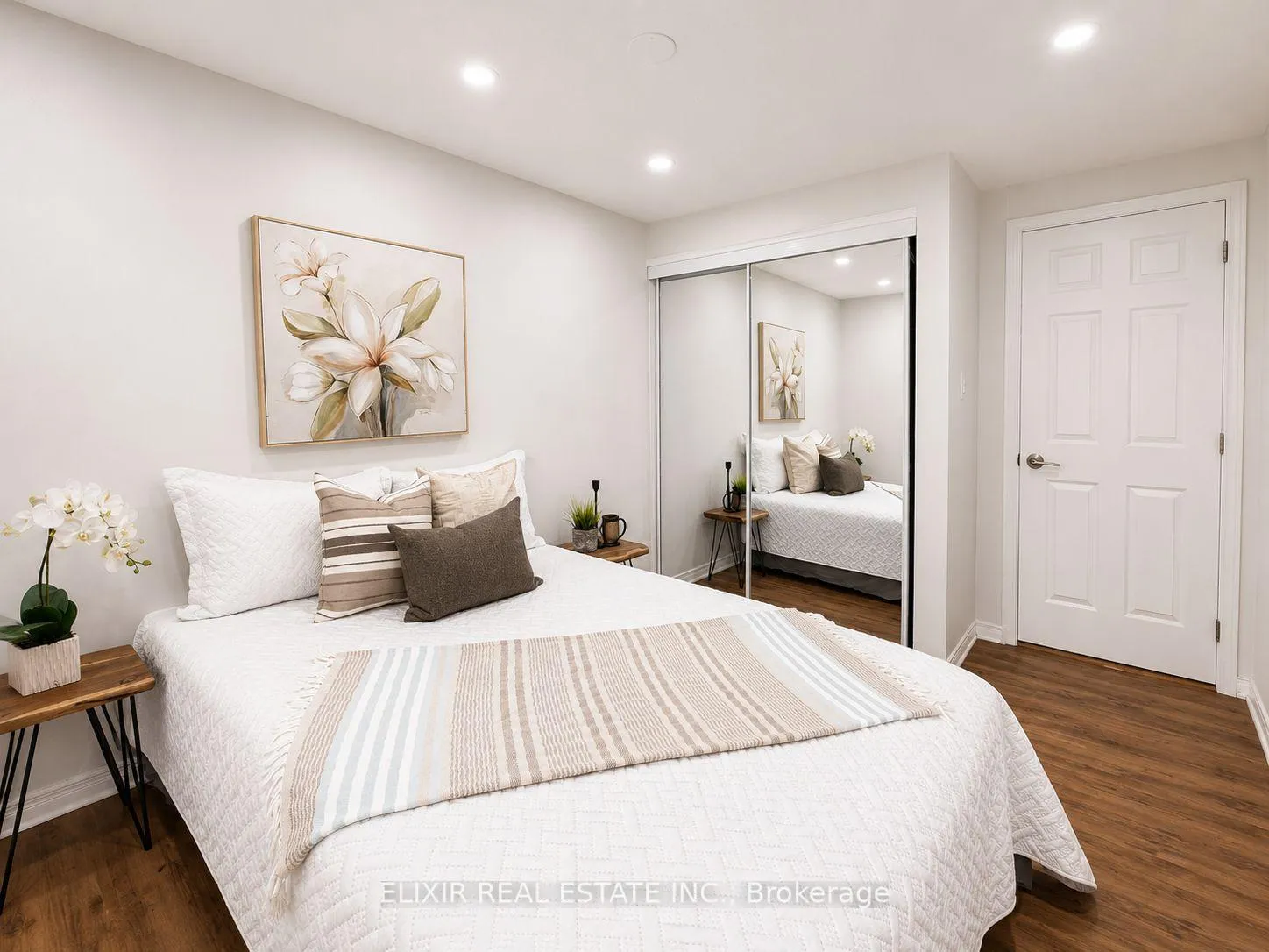 Photo 15 of 45 Austen Lane, Barrie, Letitia Heights — HOMEH