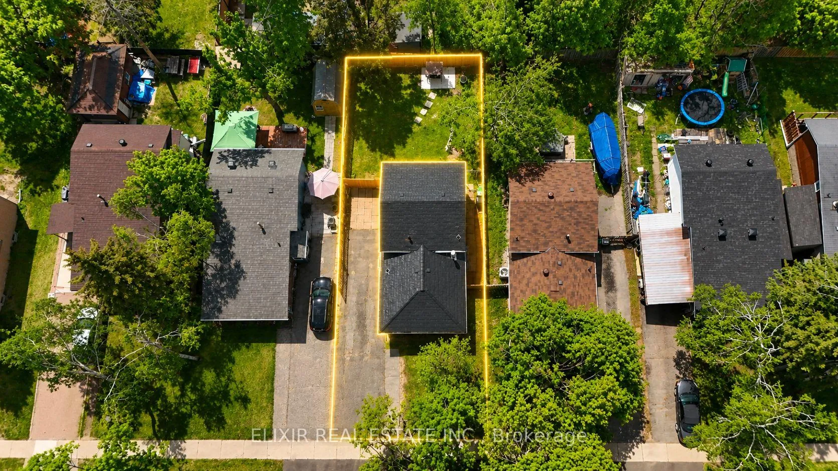 Photo 32 of 45 Austen Lane, Barrie, Letitia Heights — HOMEH