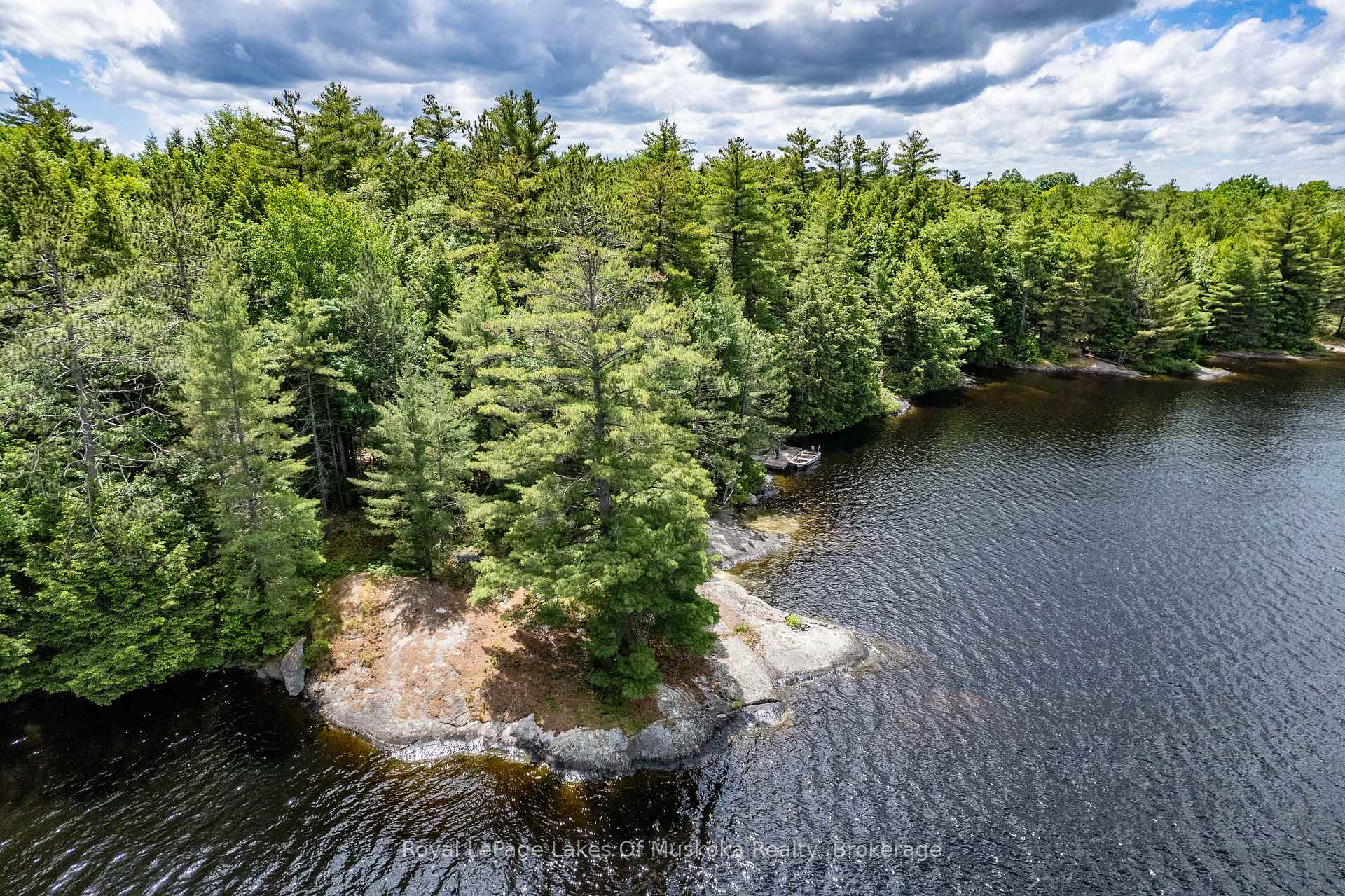 Photo 2 of 15KL2 Kahshe, Gravenhurst, Morrison — HOMEH