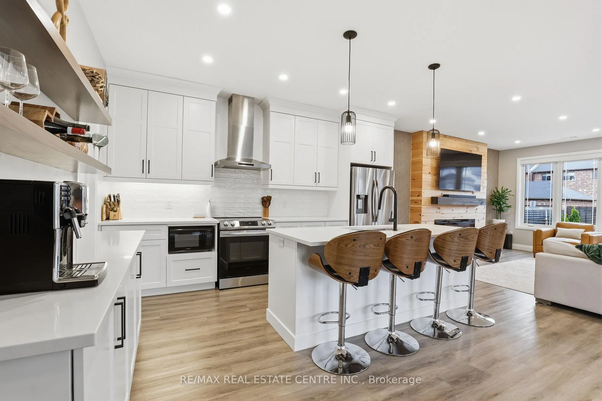 Photo 5 of 95 Dallan Drive, Guelph, Pineridge/Westminster Woods — HOMEH