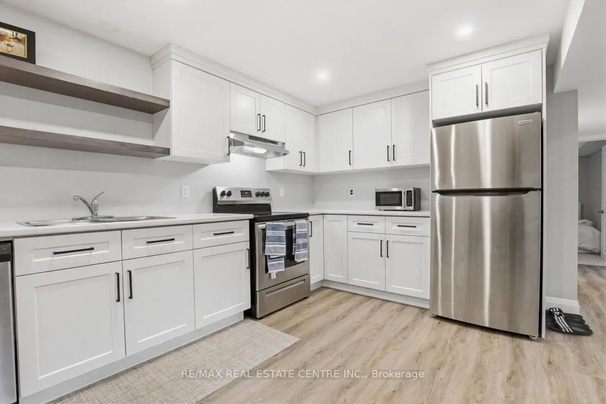Photo 37 of 95 Dallan Drive, Guelph, Pineridge/Westminster Woods — HOMEH