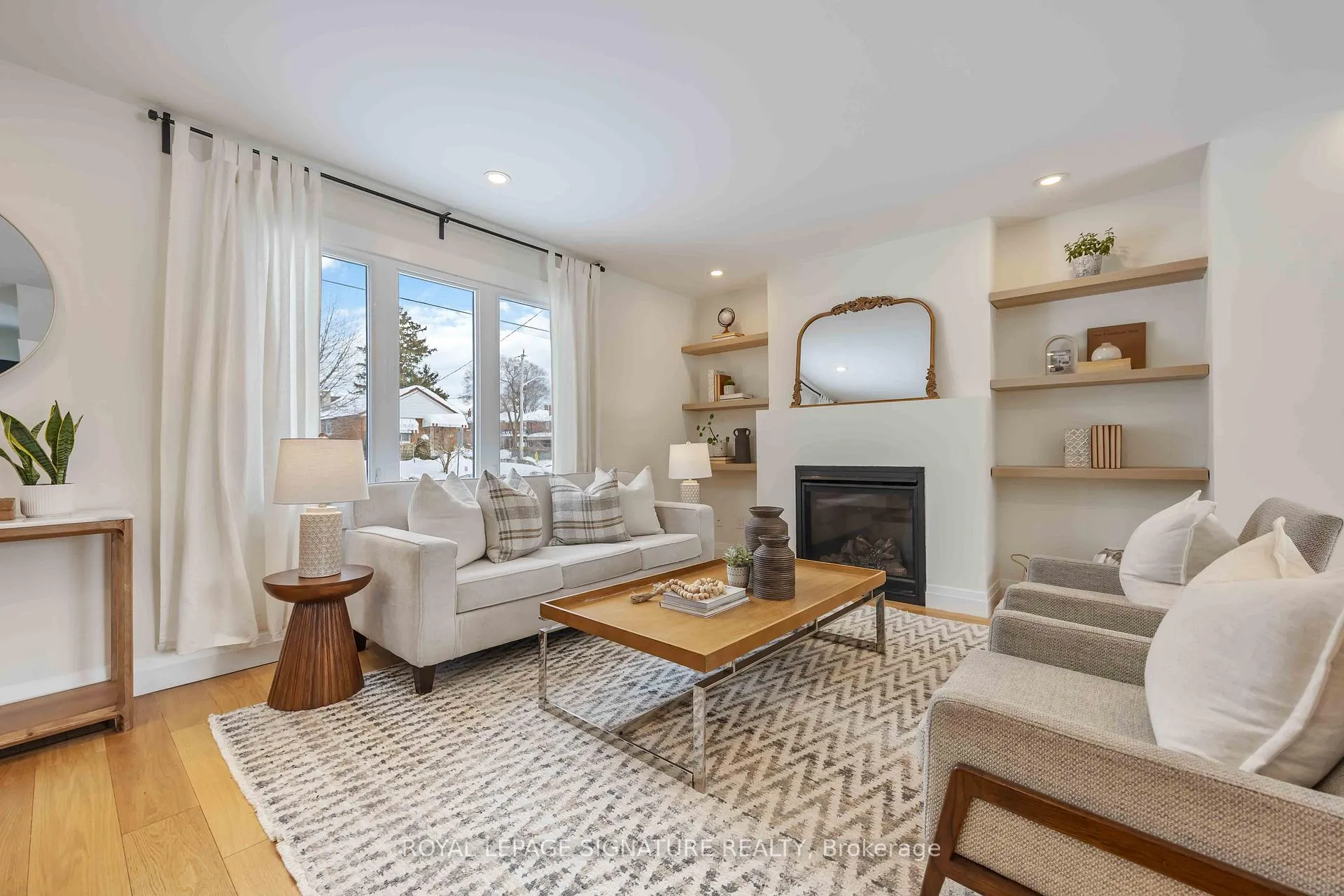 Photo 2 of 76 Squires Avenue, Toronto, O'Connor-Parkview — HOMEH