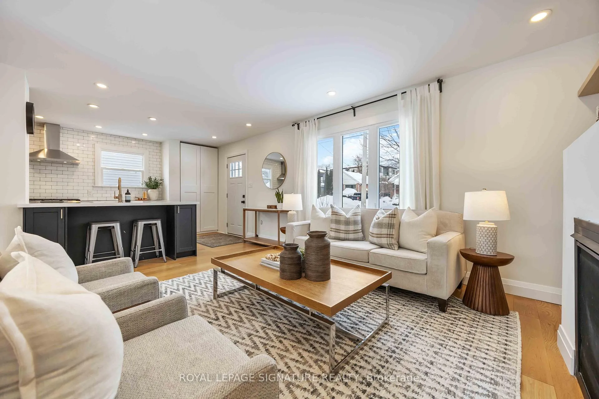 Photo 5 of 76 Squires Avenue, Toronto, O'Connor-Parkview — HOMEH