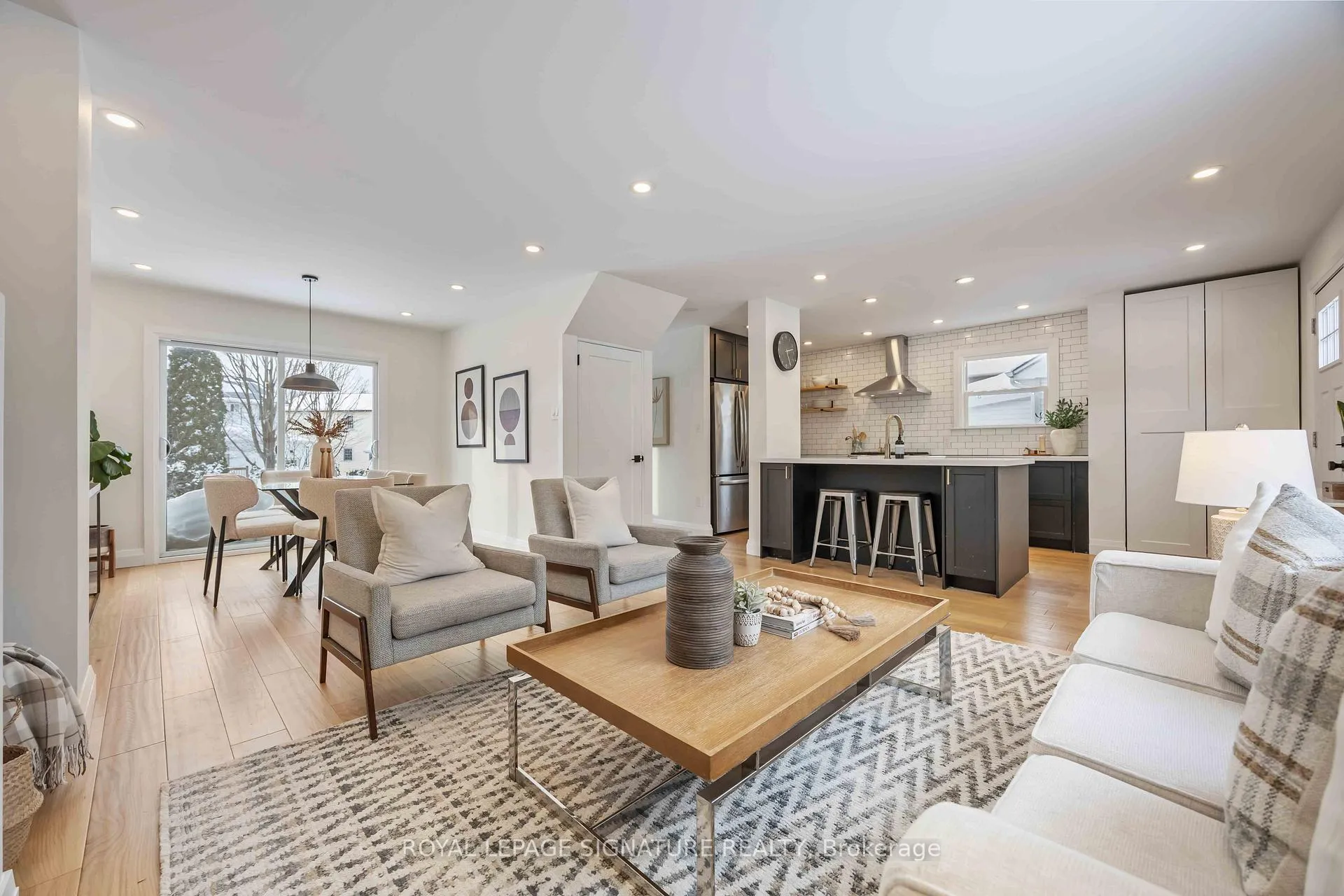 Photo 6 of 76 Squires Avenue, Toronto, O'Connor-Parkview — HOMEH