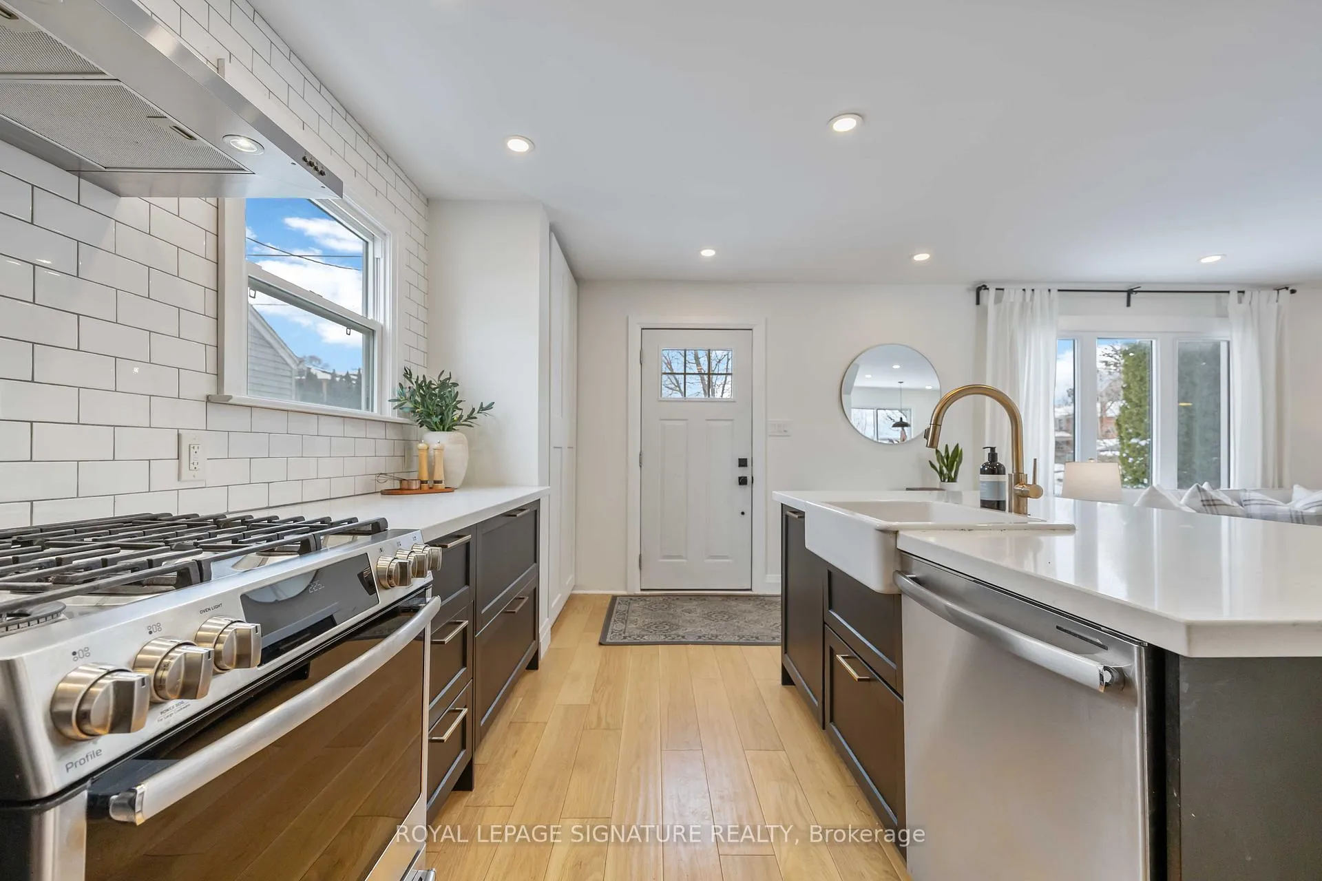 Photo 11 of 76 Squires Avenue, Toronto, O'Connor-Parkview — HOMEH