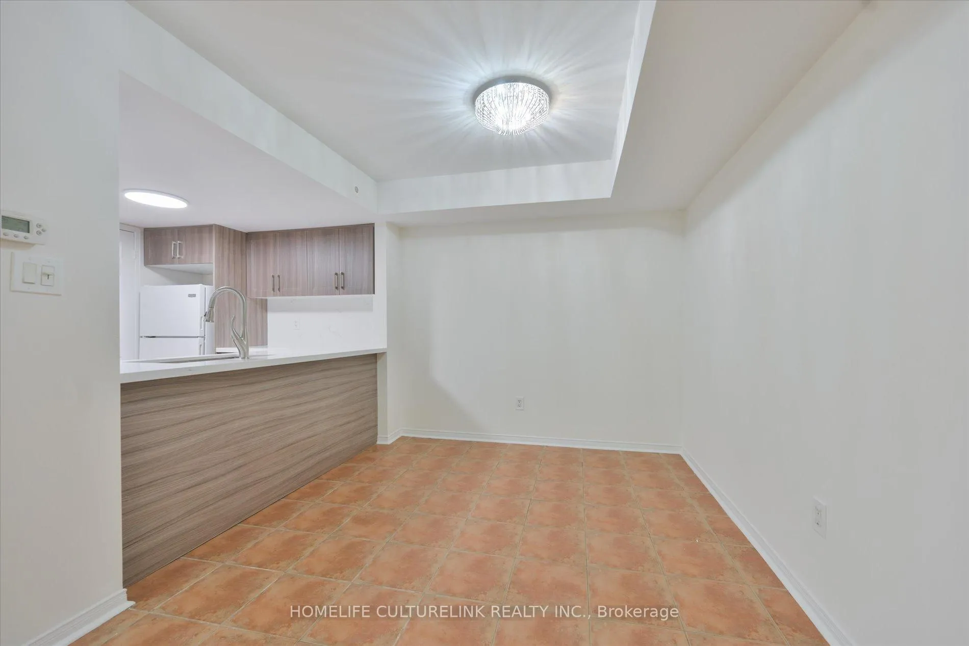 Photo 9 of Unit 120, 316 John Street, Markham, Aileen-Willowbrook — HOMEH