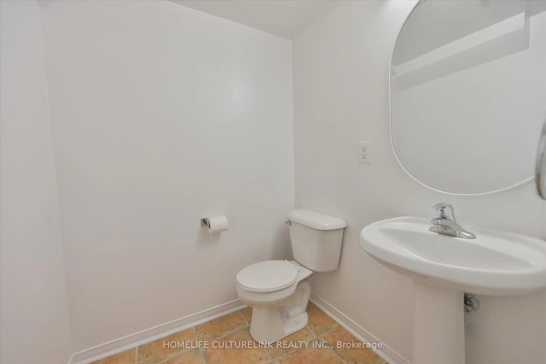 Photo 14 of Unit 120, 316 John Street, Markham, Aileen-Willowbrook — HOMEH