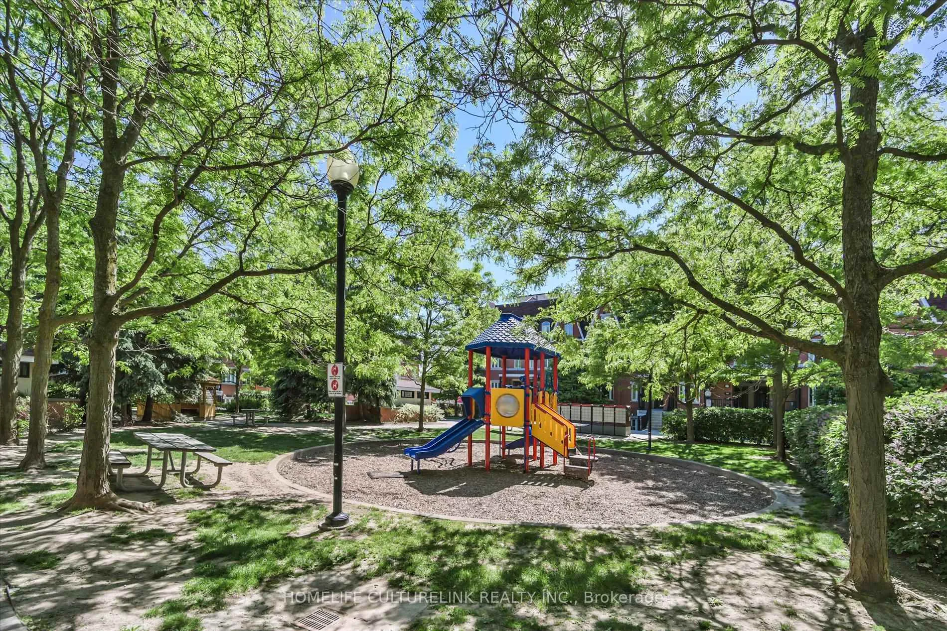 Photo 27 of Unit 120, 316 John Street, Markham, Aileen-Willowbrook — HOMEH