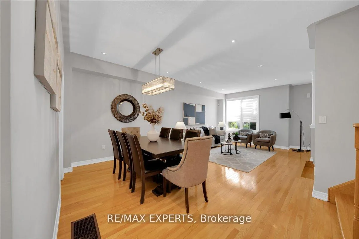 Photo 9 of 10534 Victoria Square Boulevard, Markham, Cathedraltown — HOMEH