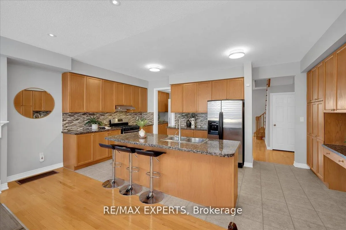 Photo 14 of 10534 Victoria Square Boulevard, Markham, Cathedraltown — HOMEH