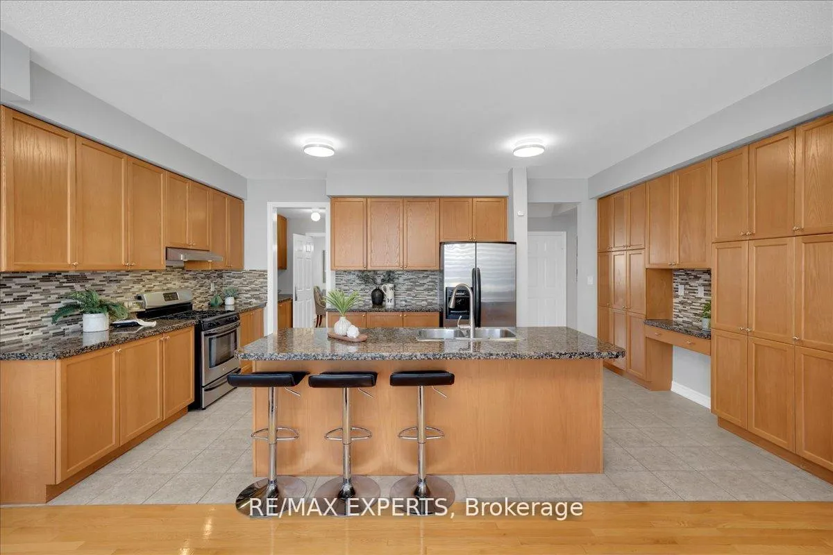 Photo 15 of 10534 Victoria Square Boulevard, Markham, Cathedraltown — HOMEH