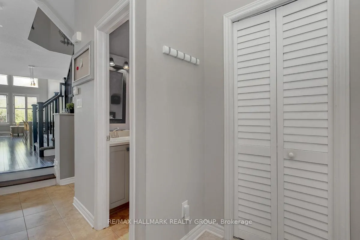 Photo 3 of 755 Bowercrest Crescent, Ottawa, Riverside South/Gloucester Glen — HOMEH