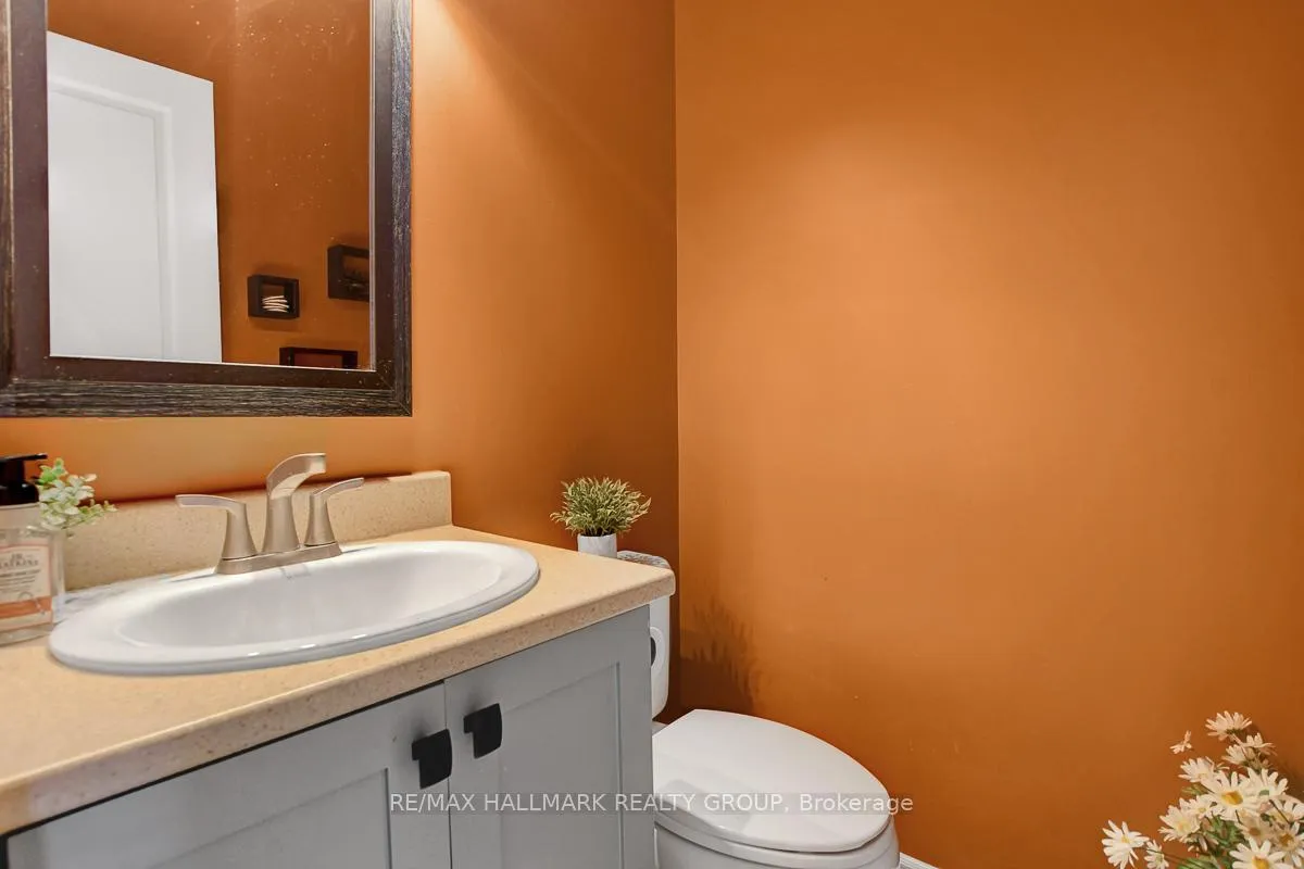 Photo 17 of 755 Bowercrest Crescent, Ottawa, Riverside South/Gloucester Glen — HOMEH