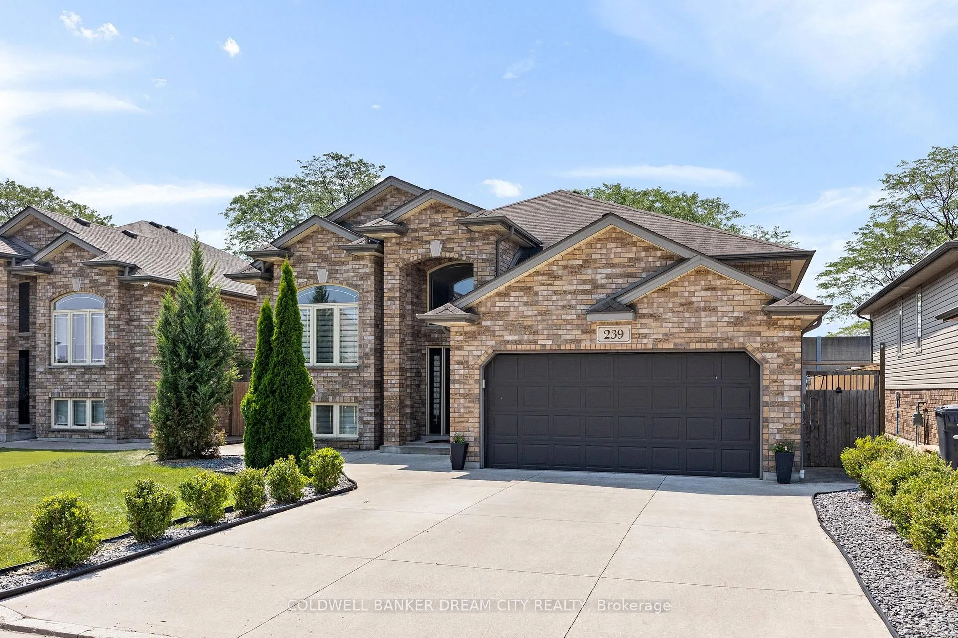 Photo 1 of 239 Branton Crescent, Lakeshore — HOMEH