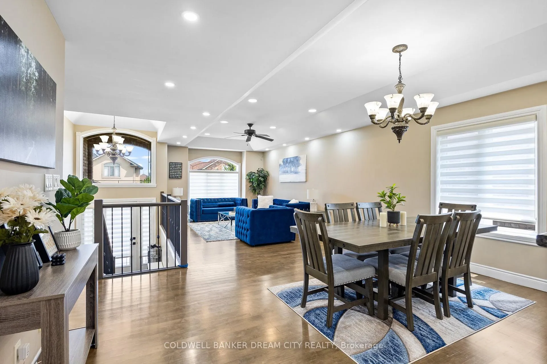 Photo 5 of 239 Branton Crescent, Lakeshore — HOMEH