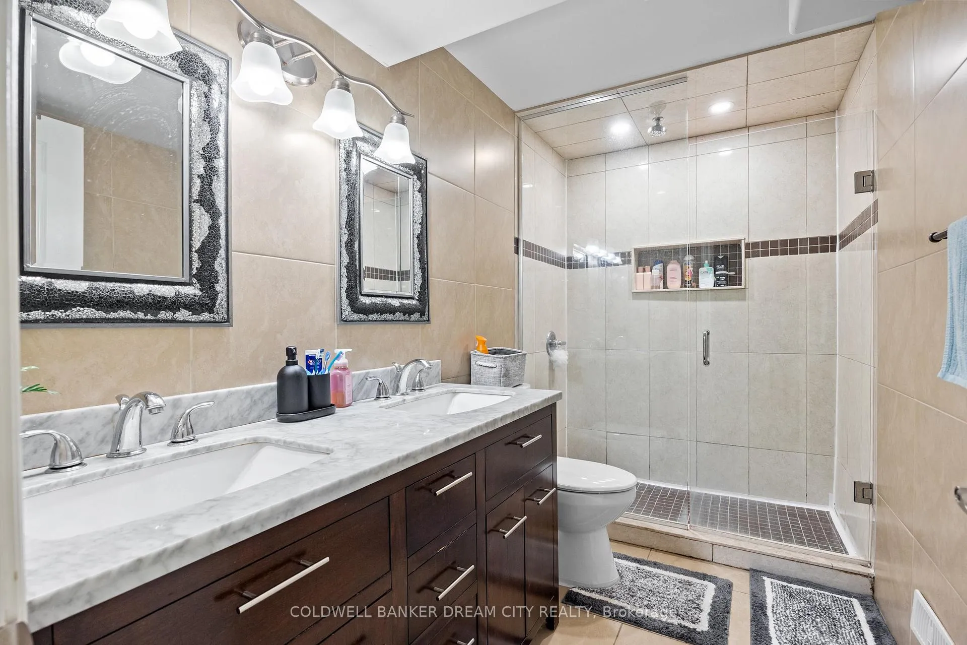 Photo 14 of 239 Branton Crescent, Lakeshore — HOMEH