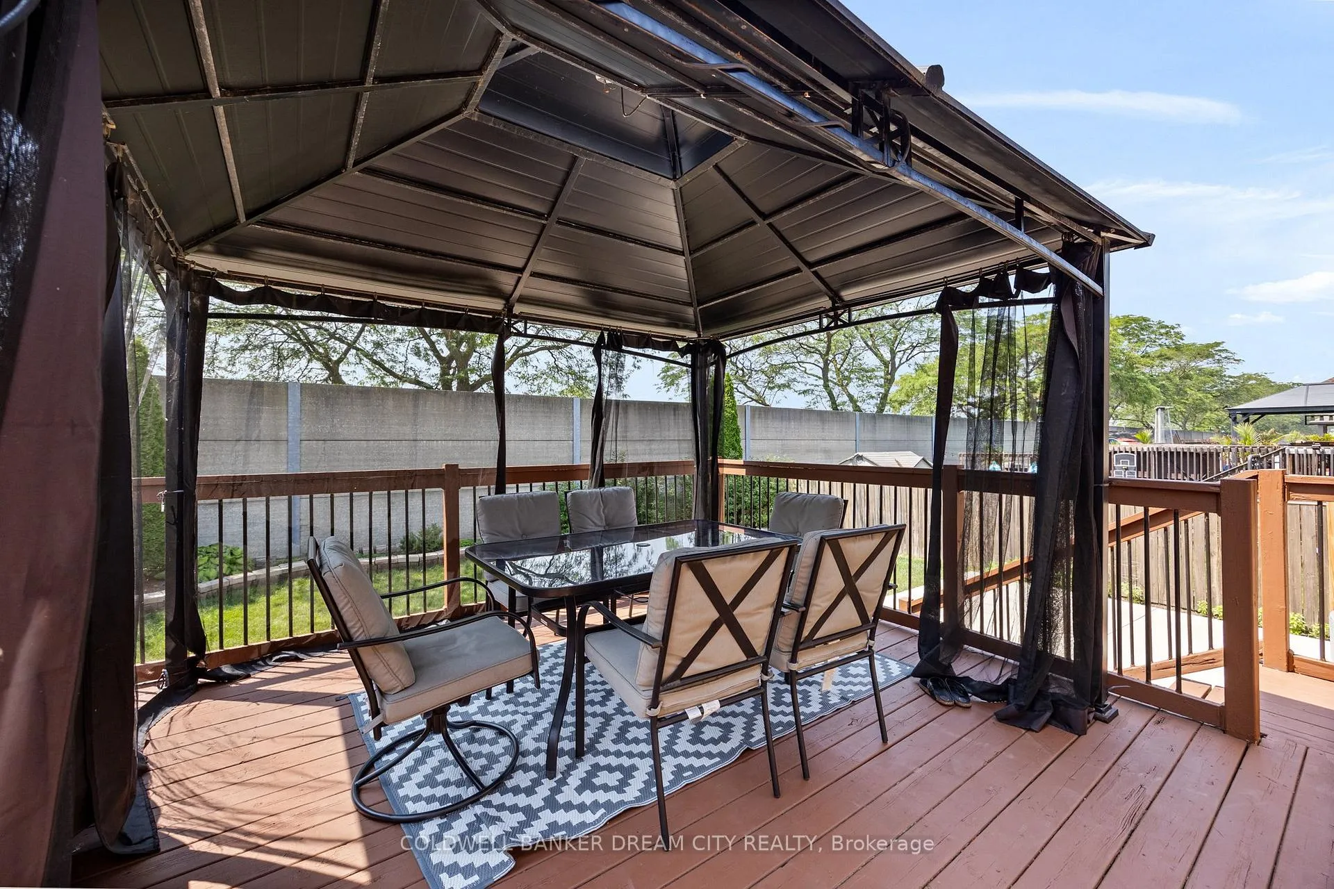 Photo 21 of 239 Branton Crescent, Lakeshore — HOMEH