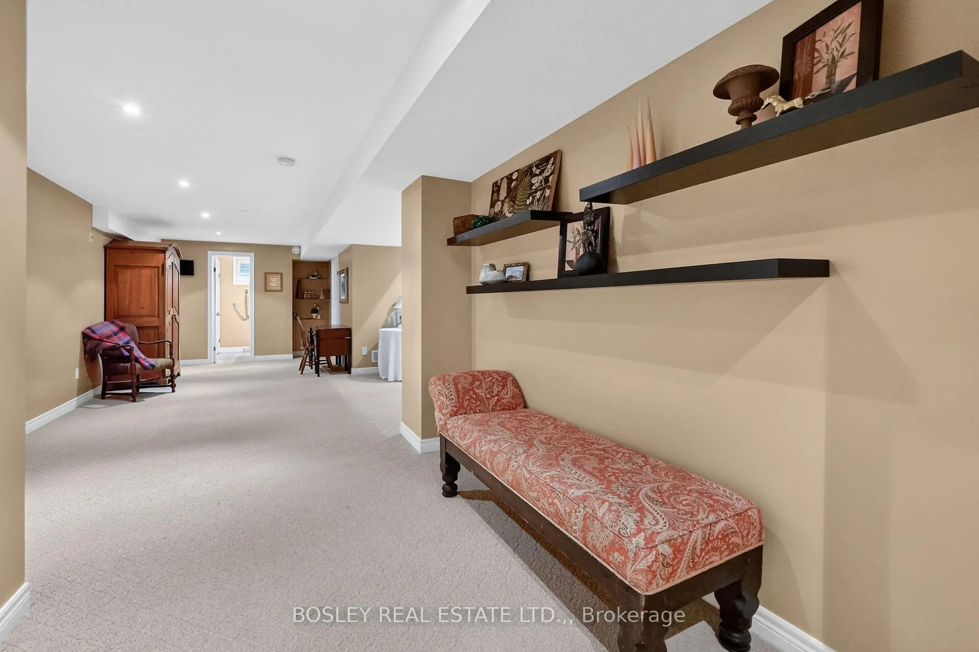 Photo 16 of Unit Unit 12, 7 Gibson Place, St. Catharines, Downtown — HOMEH