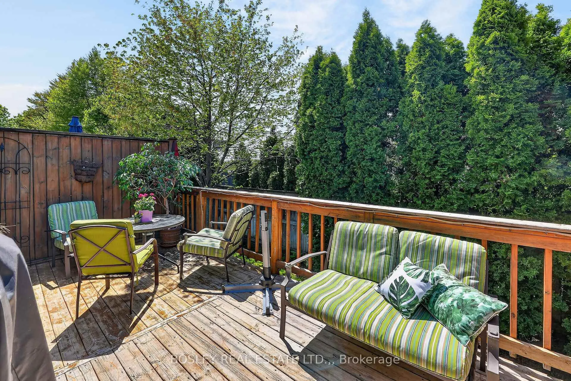 Photo 22 of Unit Unit 12, 7 Gibson Place, St. Catharines, Downtown — HOMEH