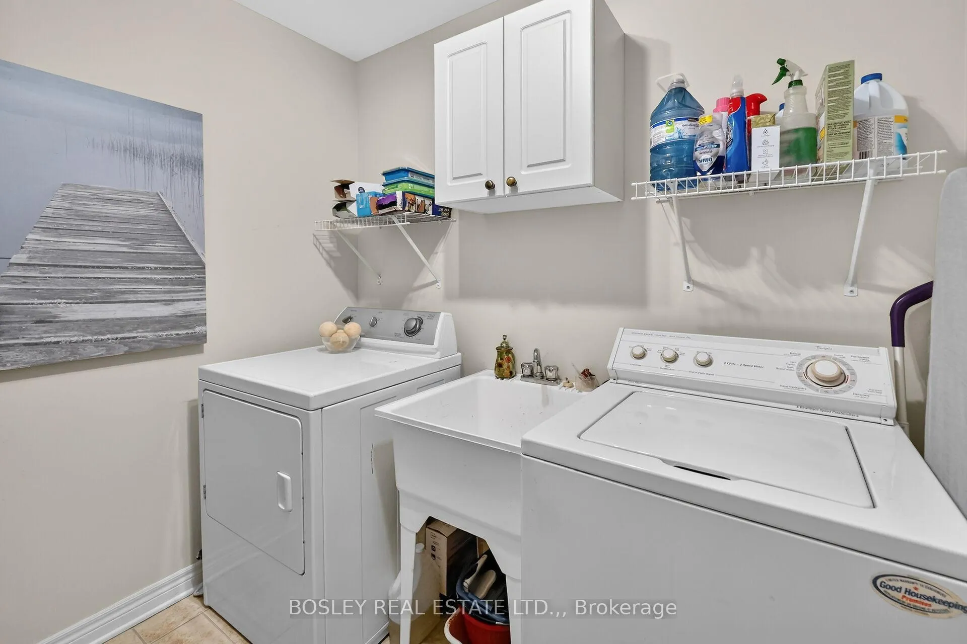 Photo 23 of Unit Unit 12, 7 Gibson Place, St. Catharines, Downtown — HOMEH