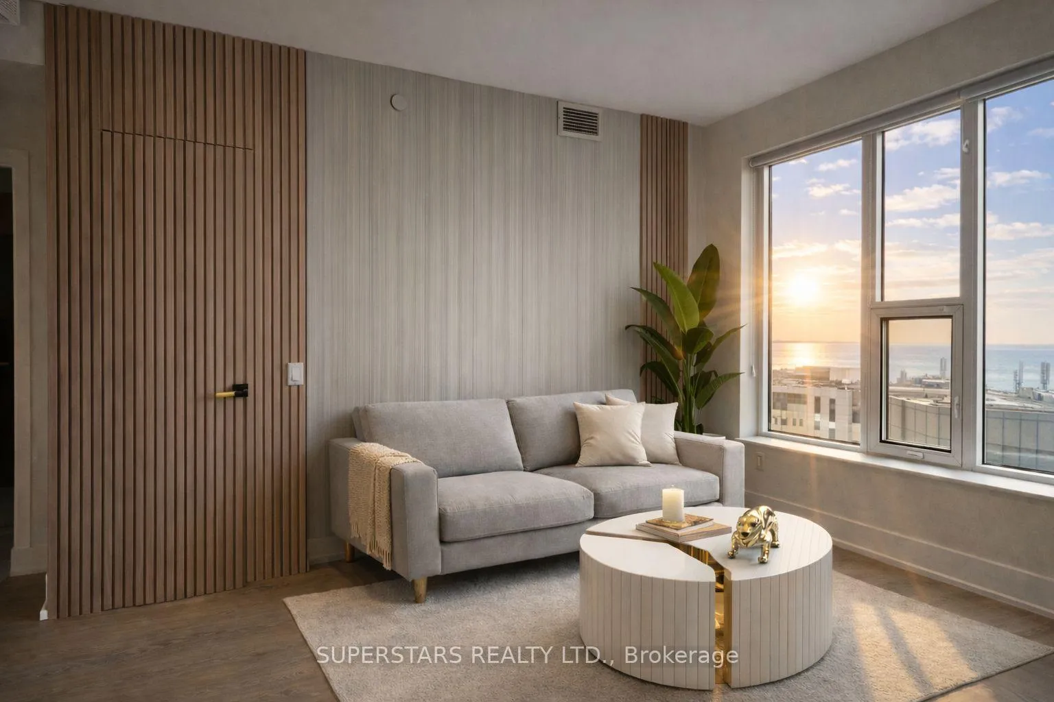 Photo 5 of Unit 4208, 10 York Street, Toronto, Waterfront Communities — HOMEH