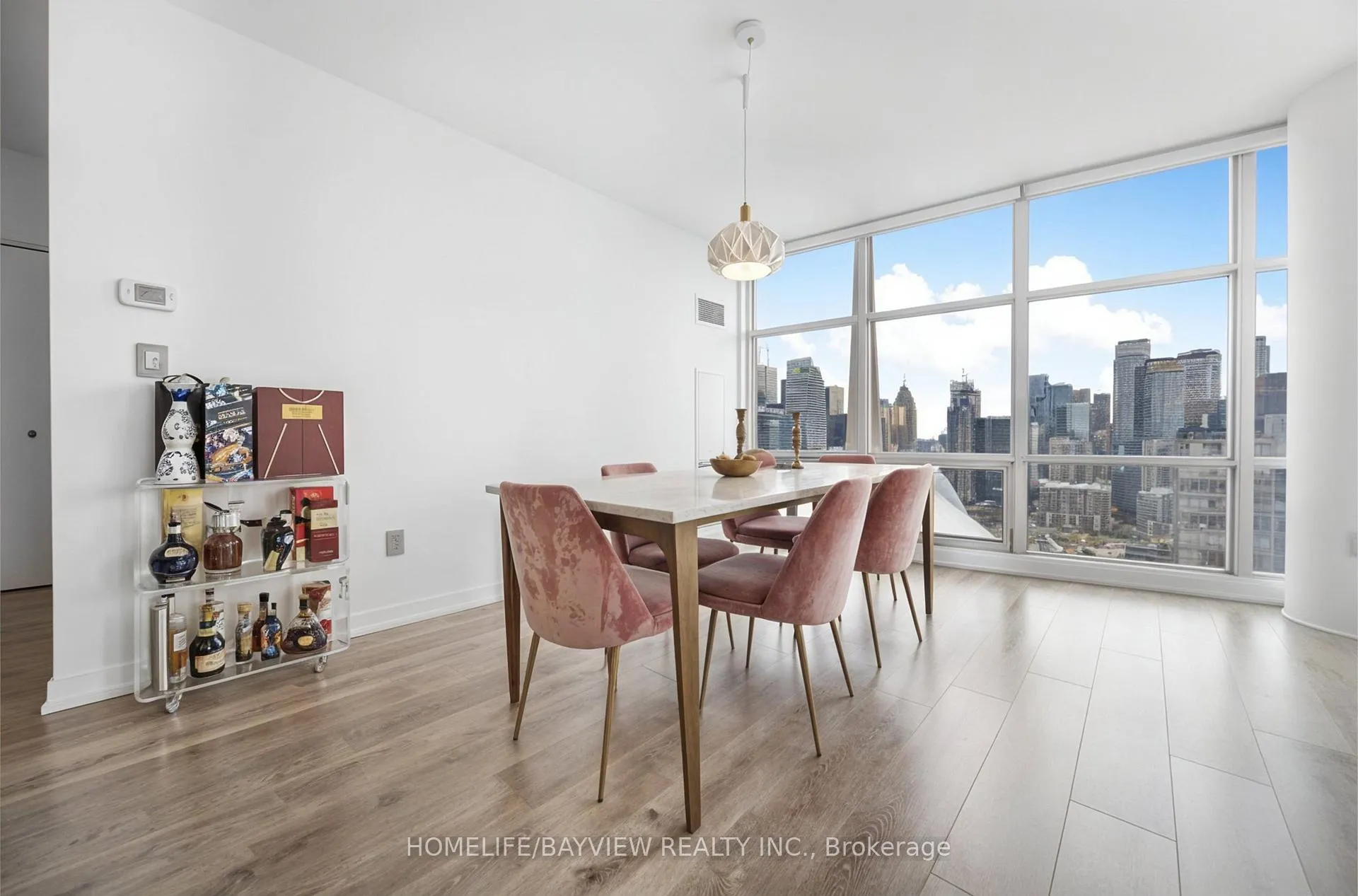 Photo 9 of Unit 4109, 35 Mariner Terrace, Toronto, Waterfront Communities — HOMEH