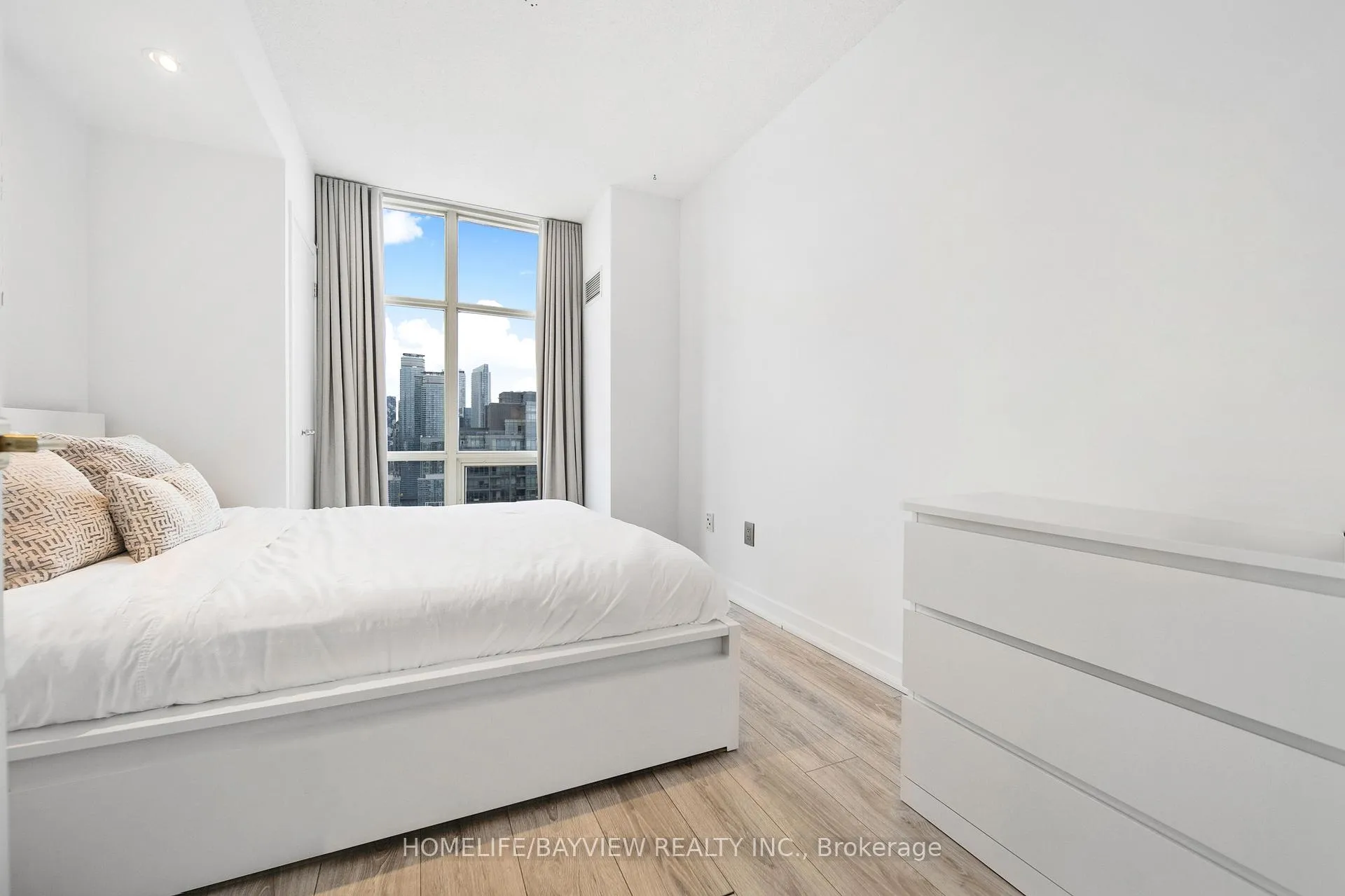 Photo 22 of Unit 4109, 35 Mariner Terrace, Toronto, Waterfront Communities — HOMEH
