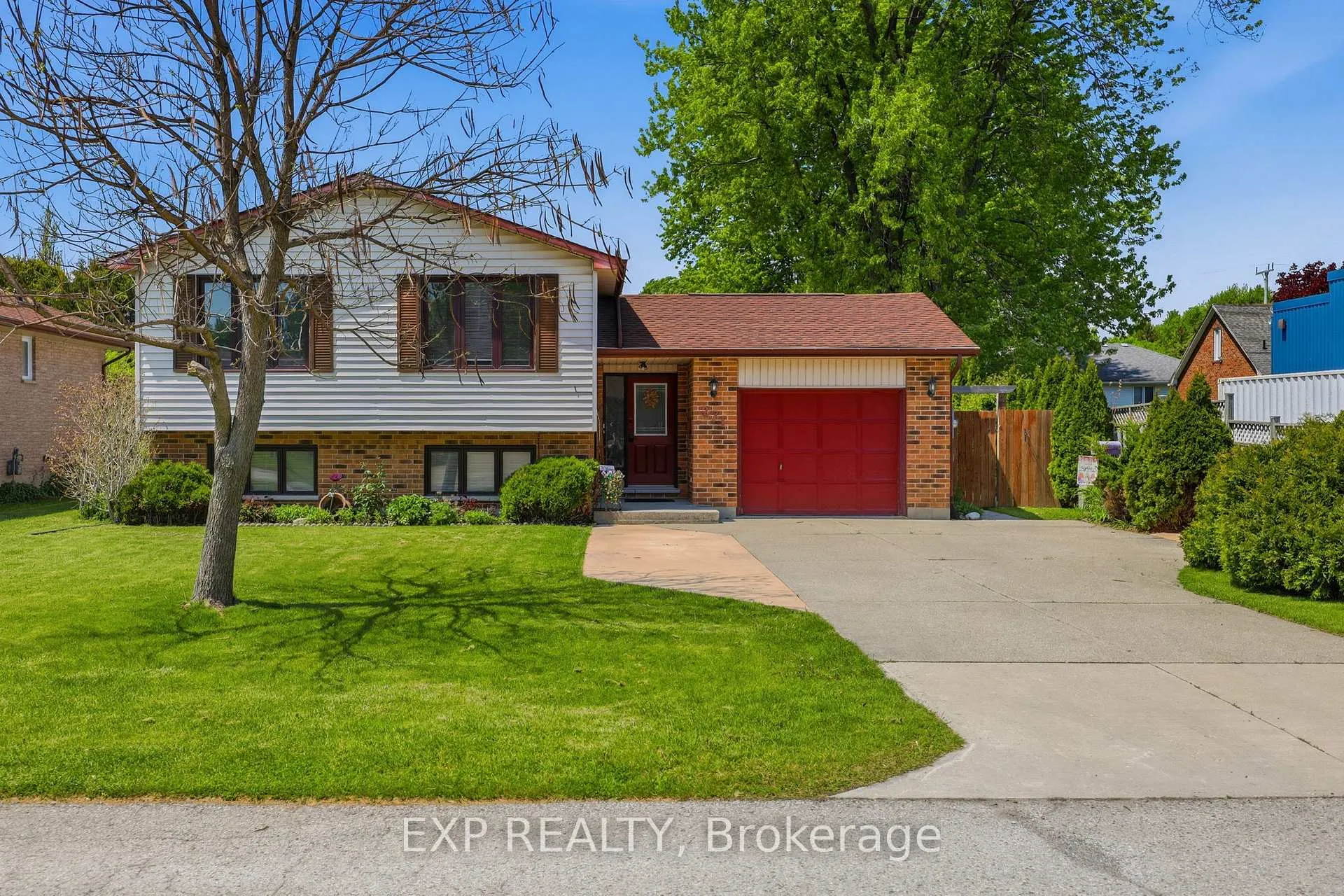 Photo 1 of 271 Anne Street, West Elgin, West Lorne — HOMEH