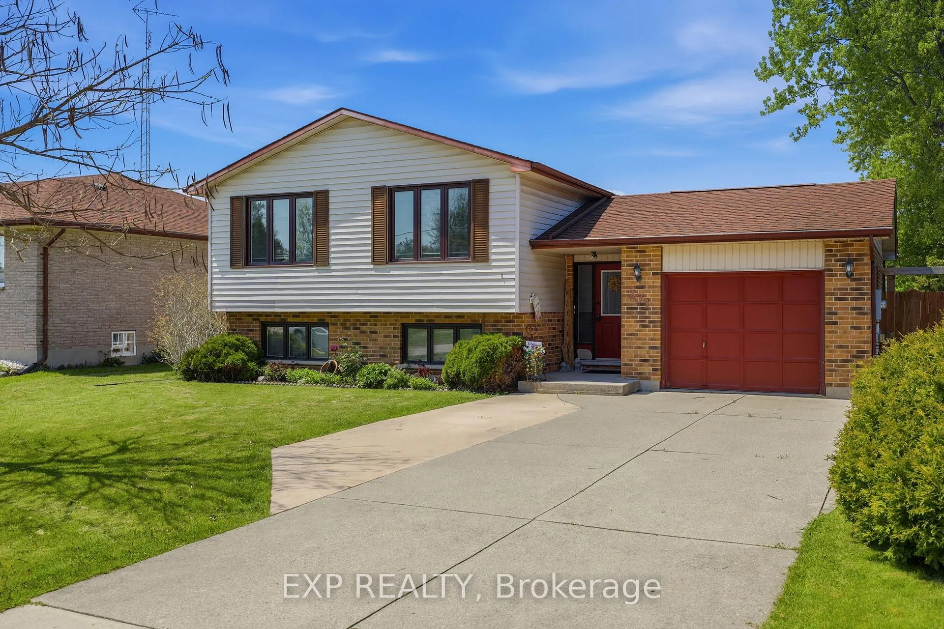 Photo 4 of 271 Anne Street, West Elgin, West Lorne — HOMEH