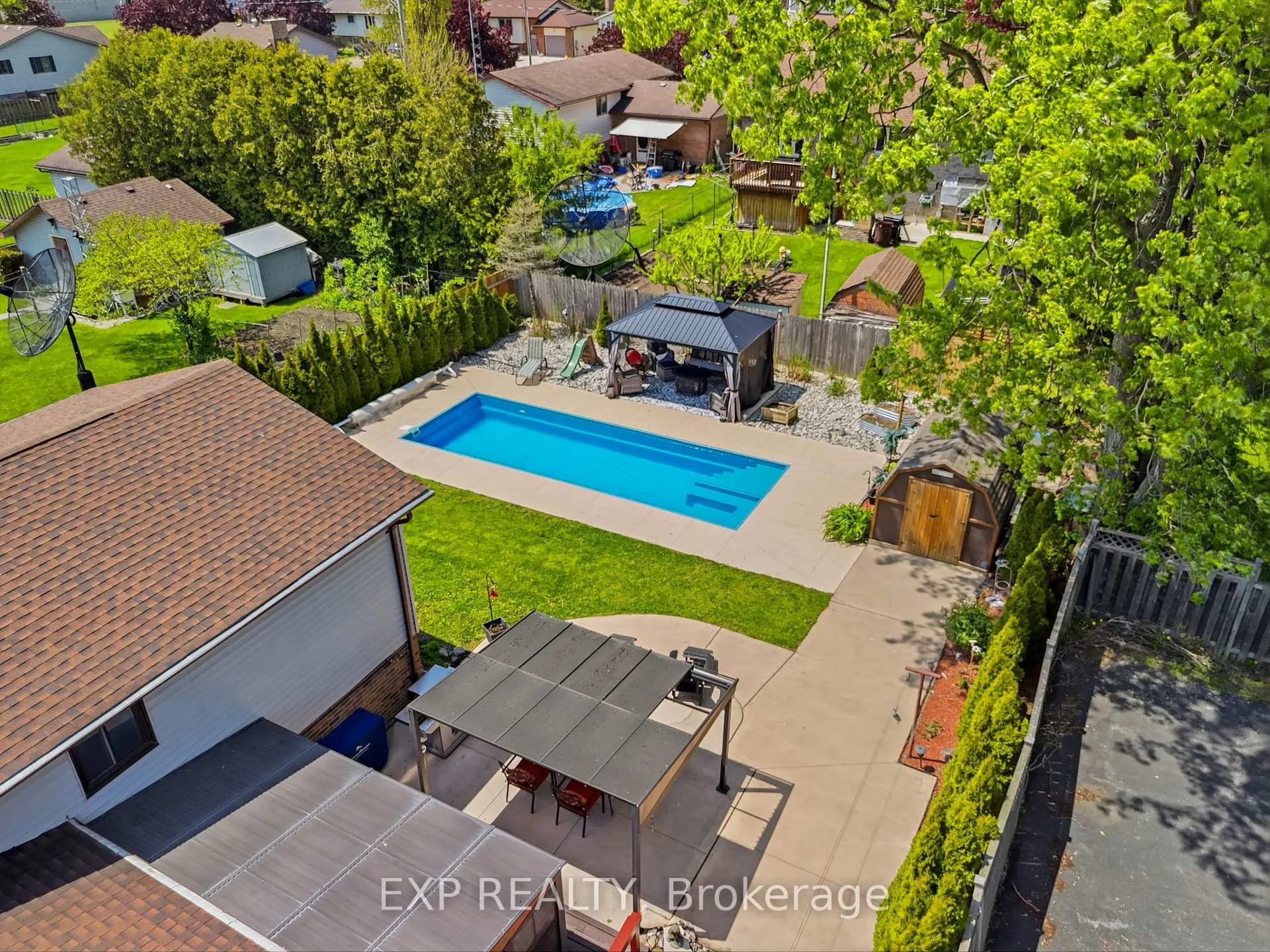 Photo 7 of 271 Anne Street, West Elgin, West Lorne — HOMEH