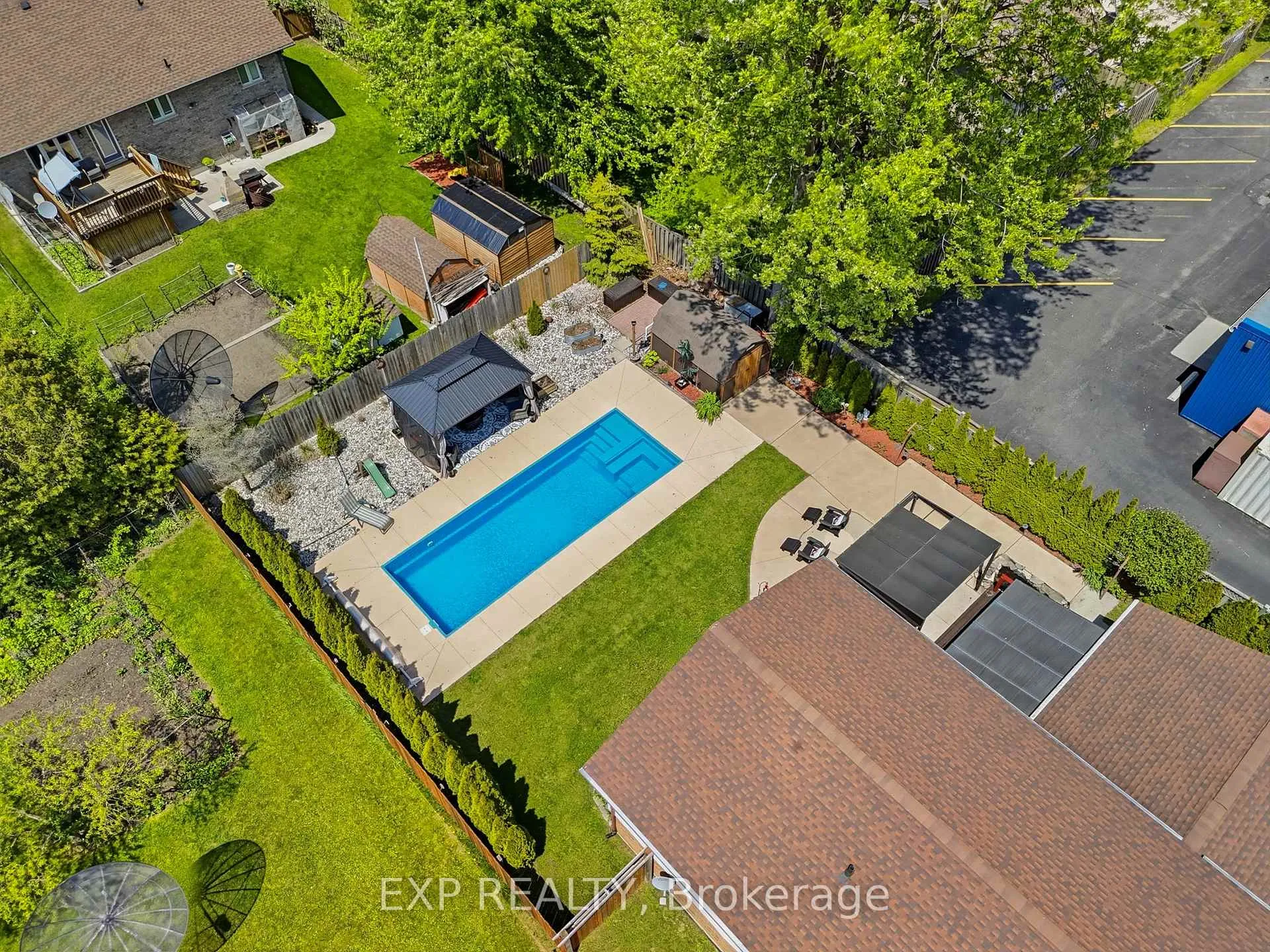 Photo 8 of 271 Anne Street, West Elgin, West Lorne — HOMEH