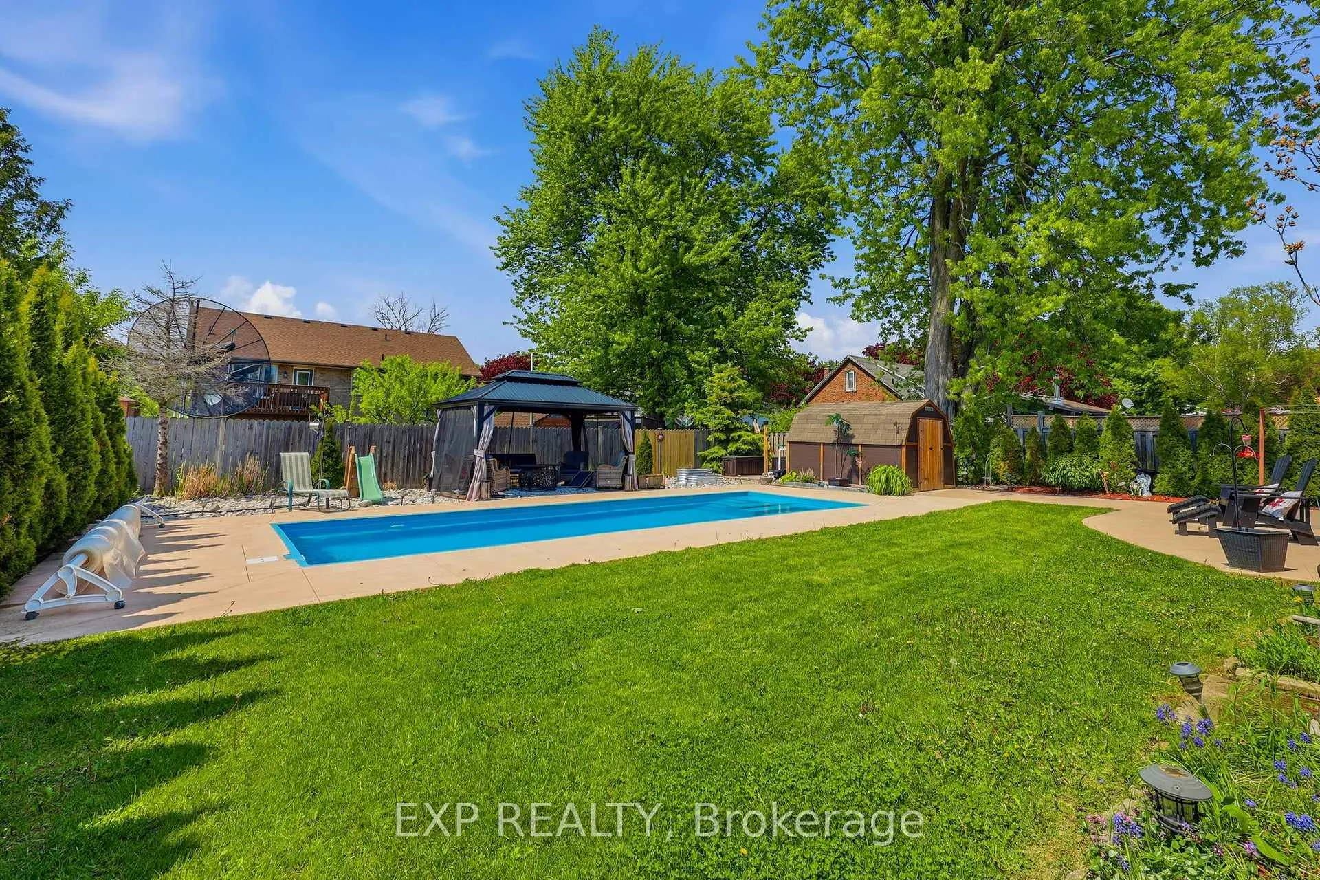 Photo 10 of 271 Anne Street, West Elgin, West Lorne — HOMEH
