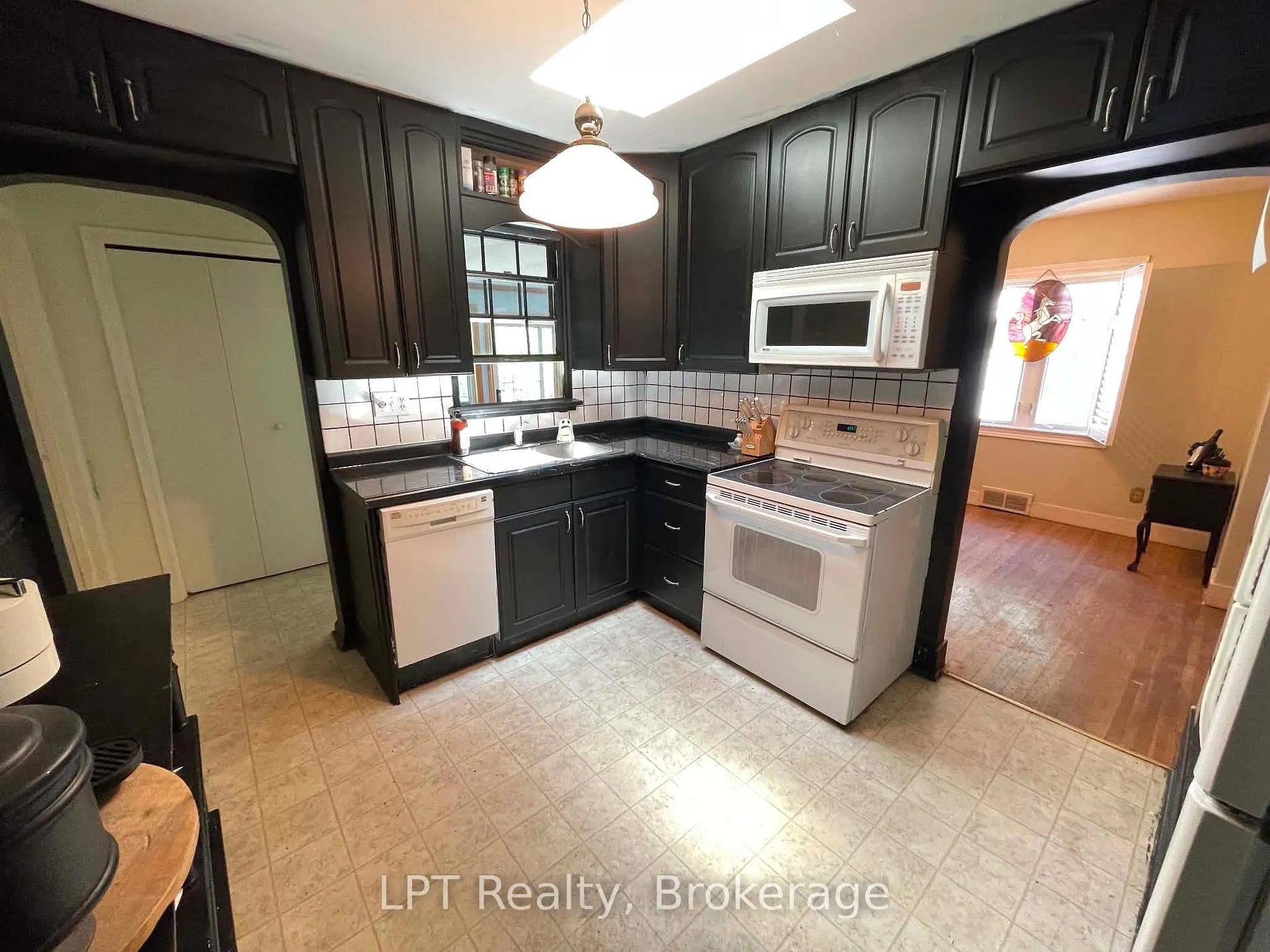 Photo 10 of 64 Marlatts Road, Thorold, Thorold Downtown — HOMEH