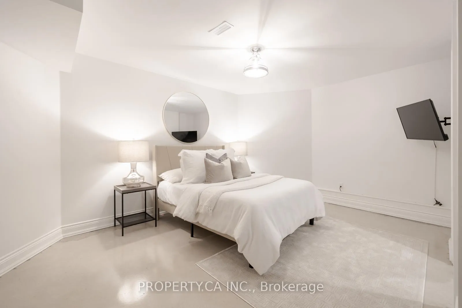 Photo 35 of 43 Bernard Avenue, Toronto, The Annex — HOMEH