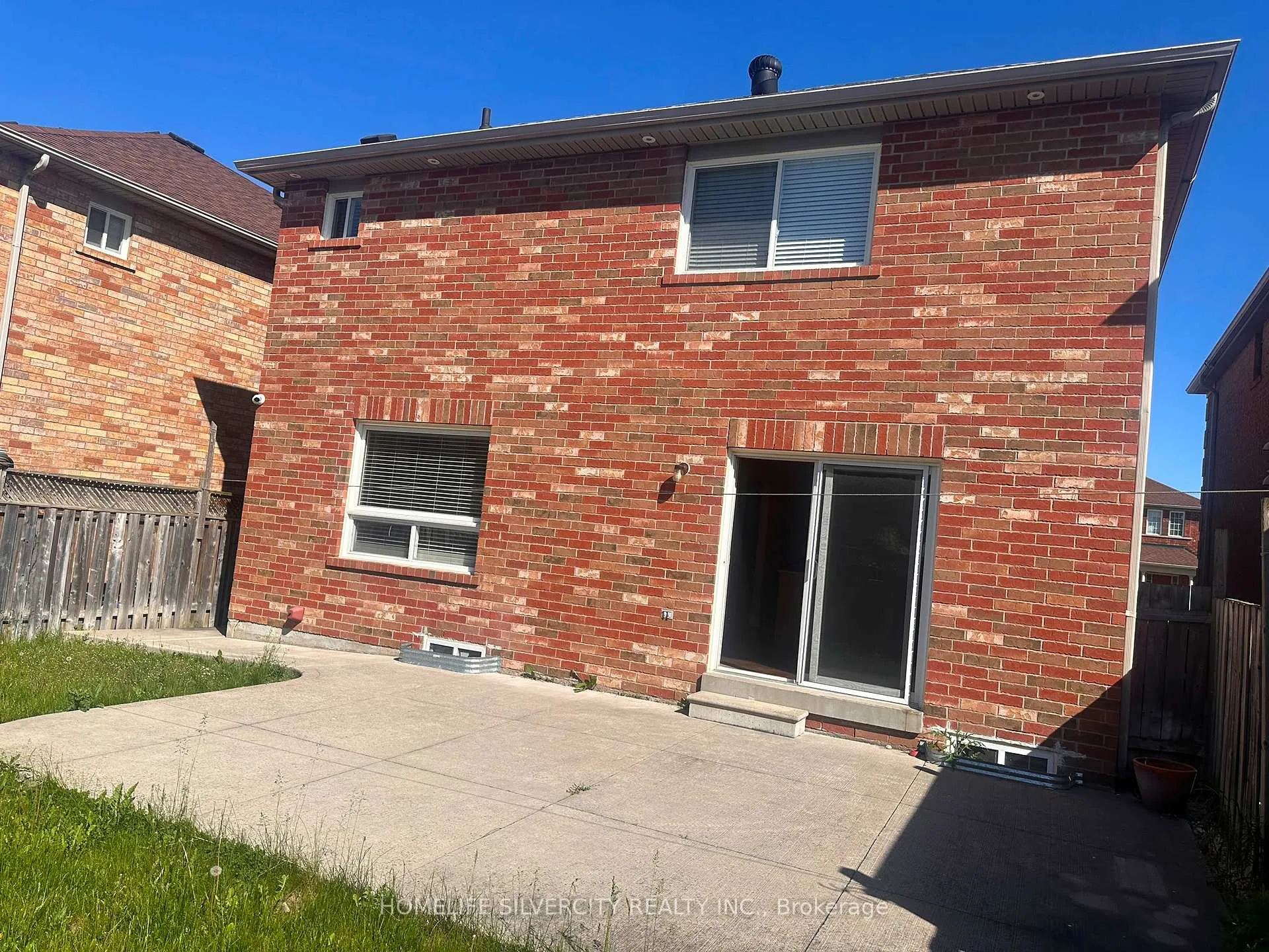 Photo 5 of 6 Silverbell Court, Brampton, Fletcher's Meadow — HOMEH