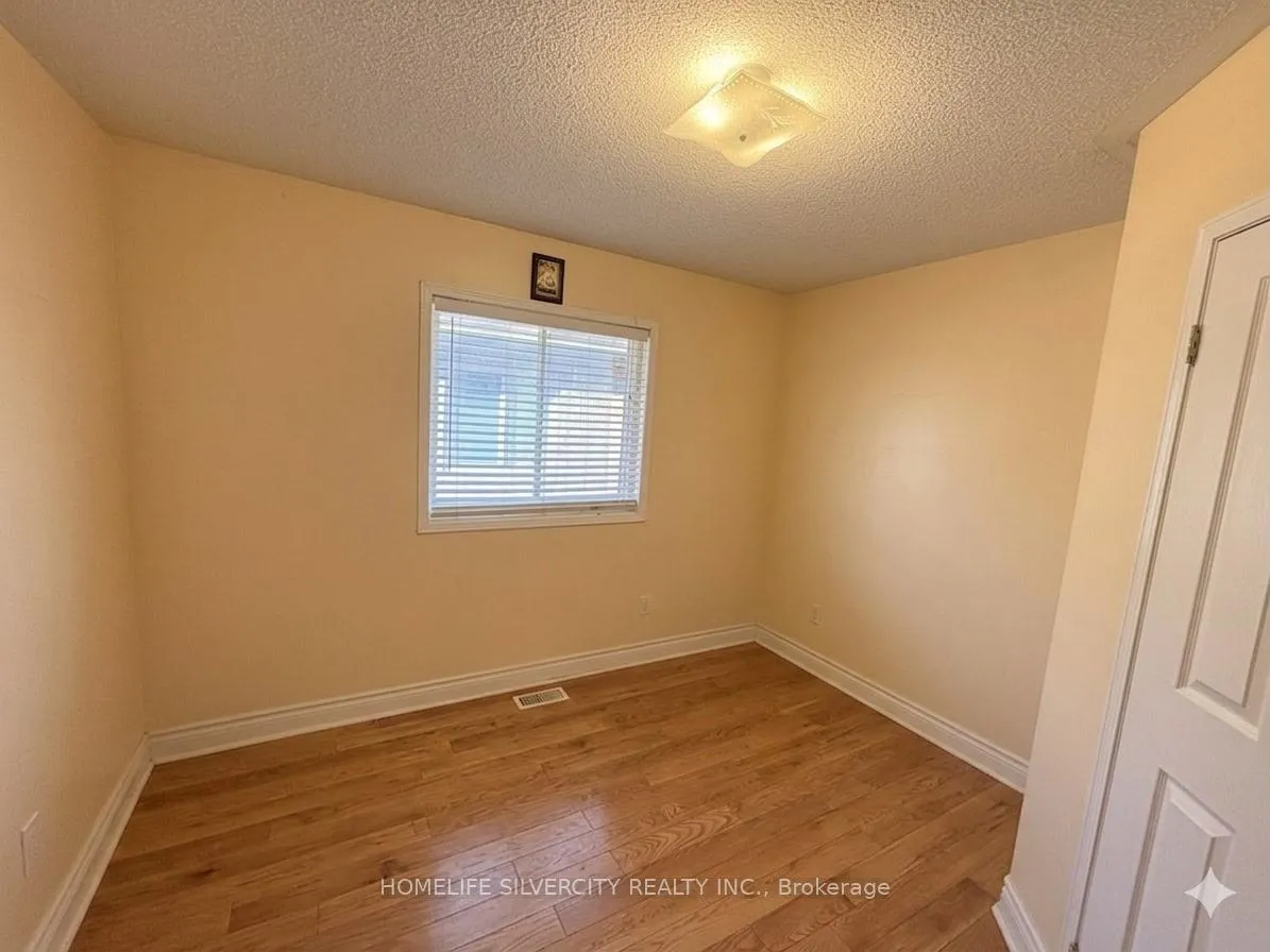 Photo 18 of 6 Silverbell Court, Brampton, Fletcher's Meadow — HOMEH