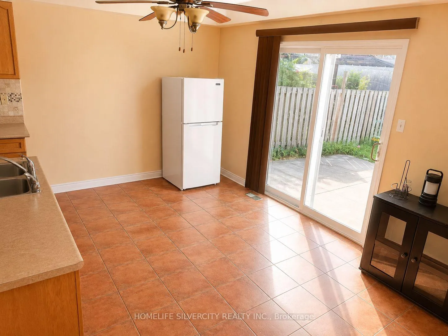 Photo 22 of 6 Silverbell Court, Brampton, Fletcher's Meadow — HOMEH