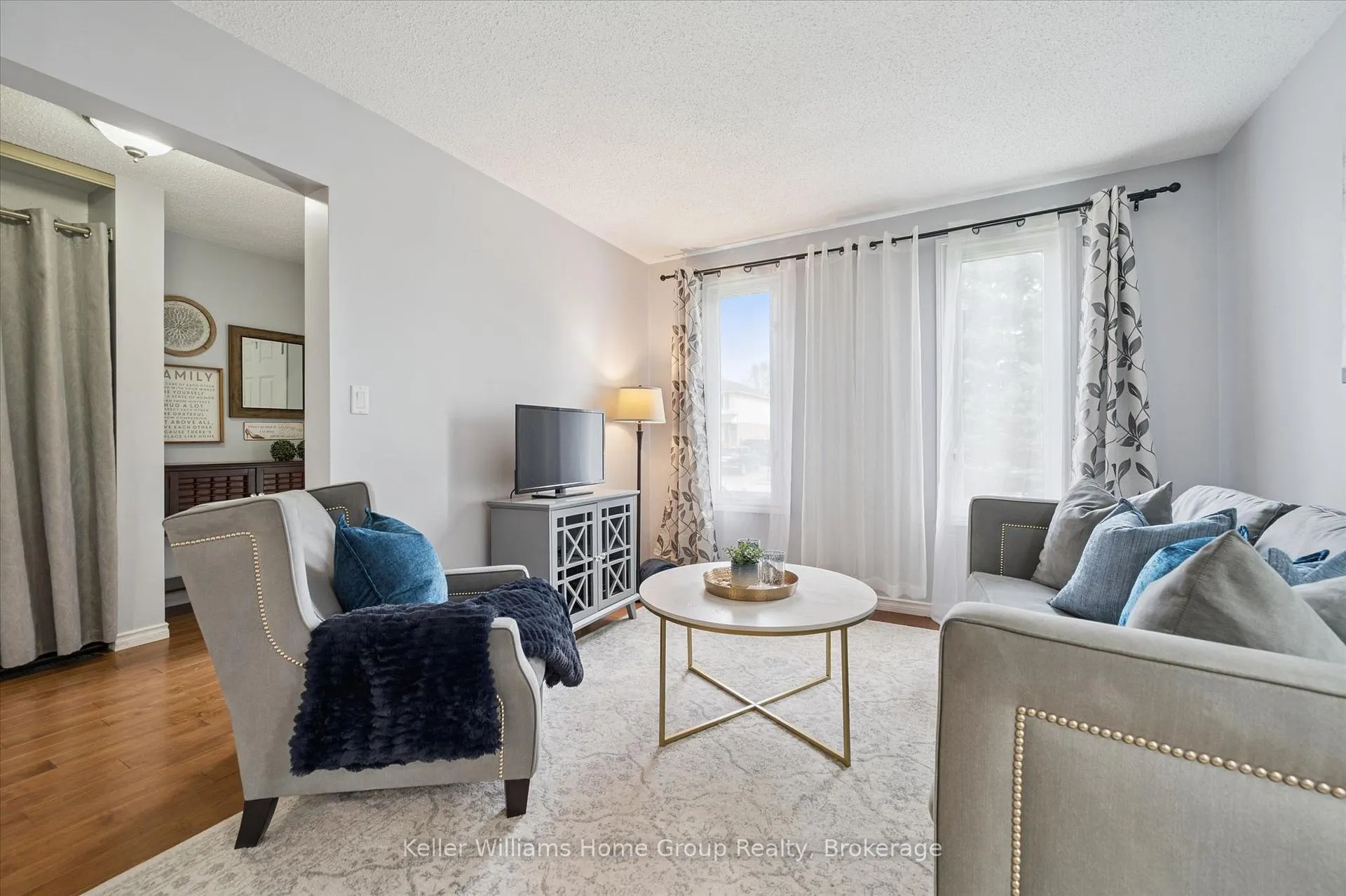 Photo 6 of 653 Holman Crescent, Centre Wellington, Fergus — HOMEH