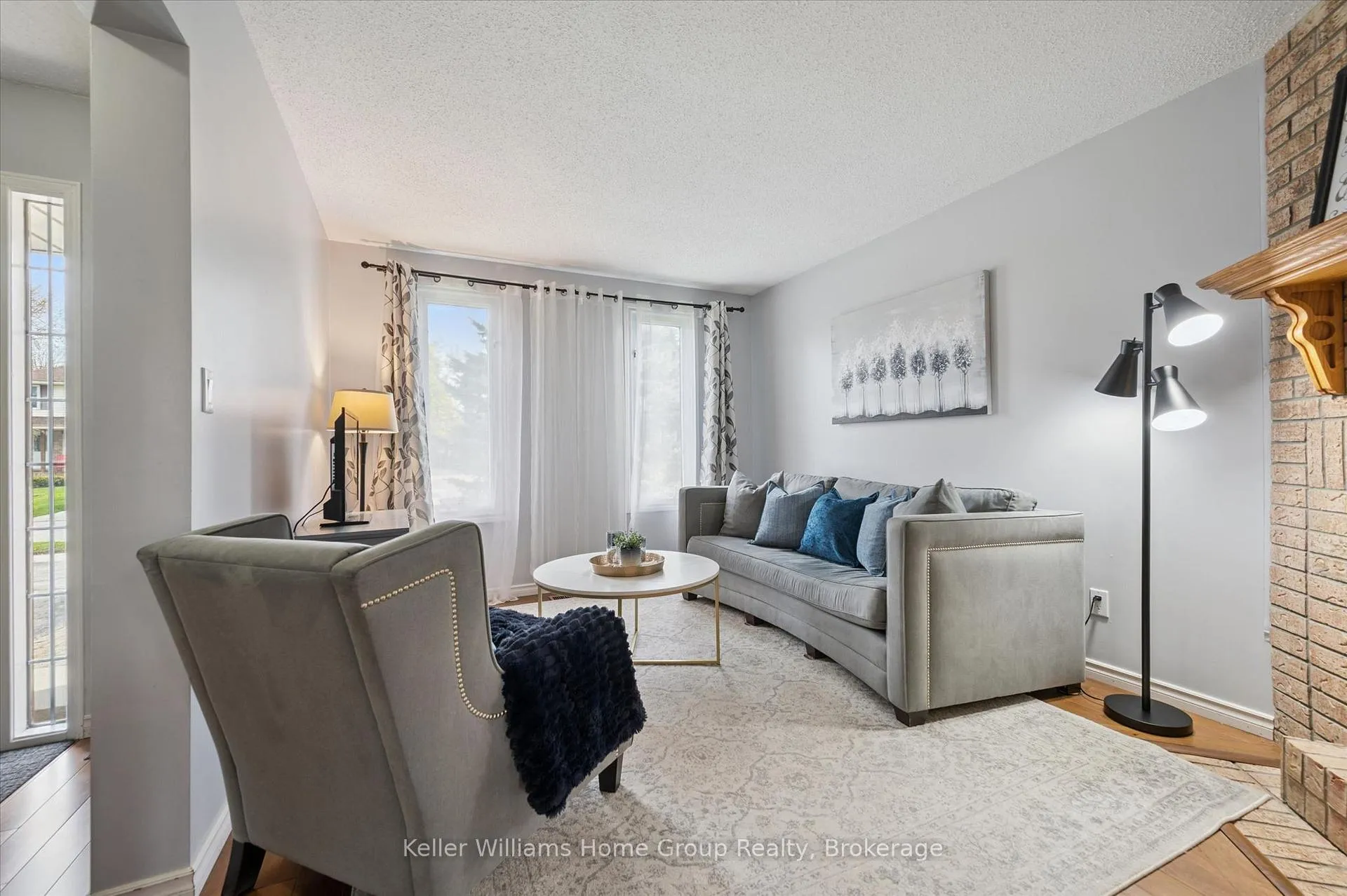 Photo 7 of 653 Holman Crescent, Centre Wellington, Fergus — HOMEH