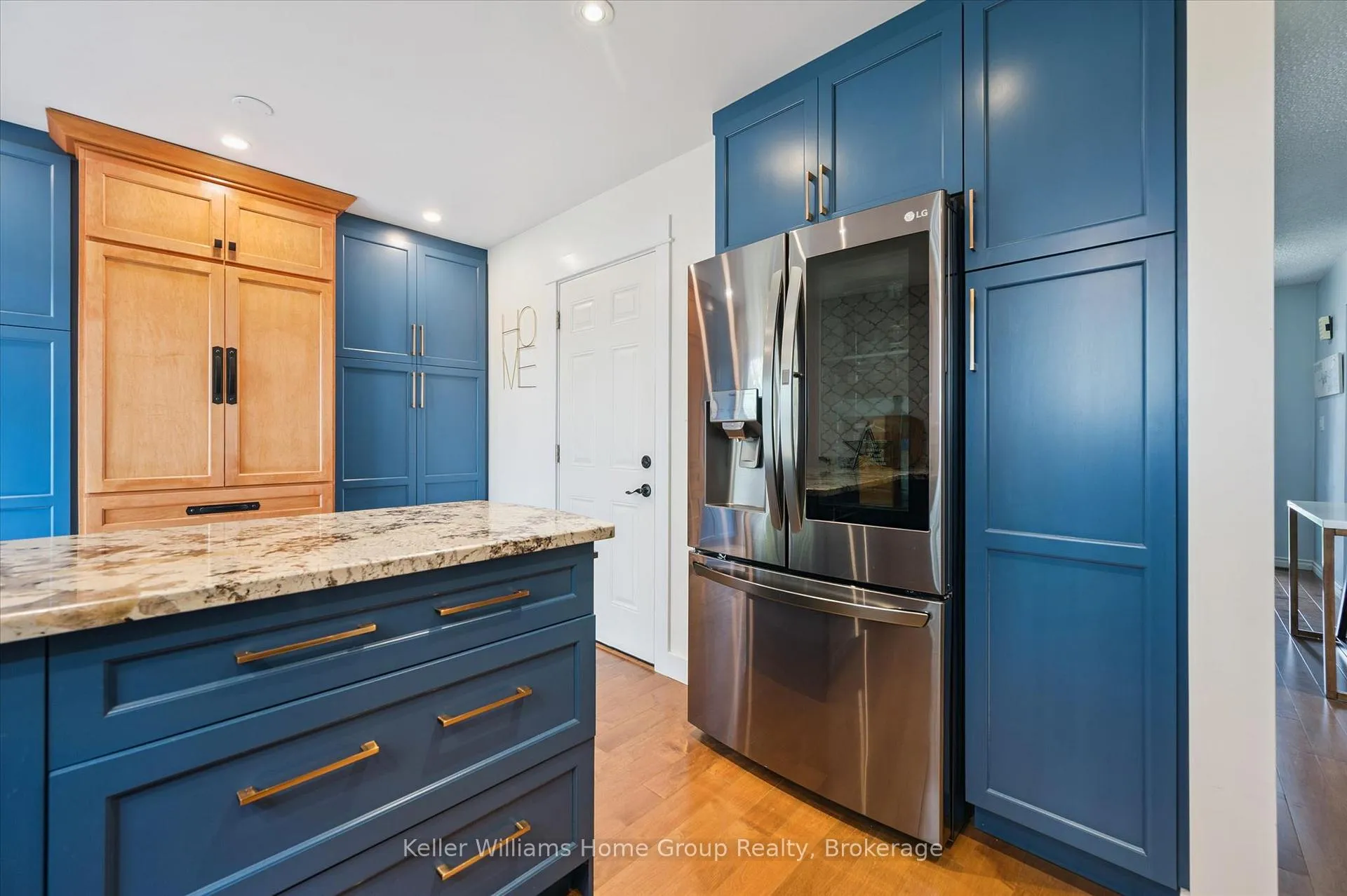 Photo 18 of 653 Holman Crescent, Centre Wellington, Fergus — HOMEH
